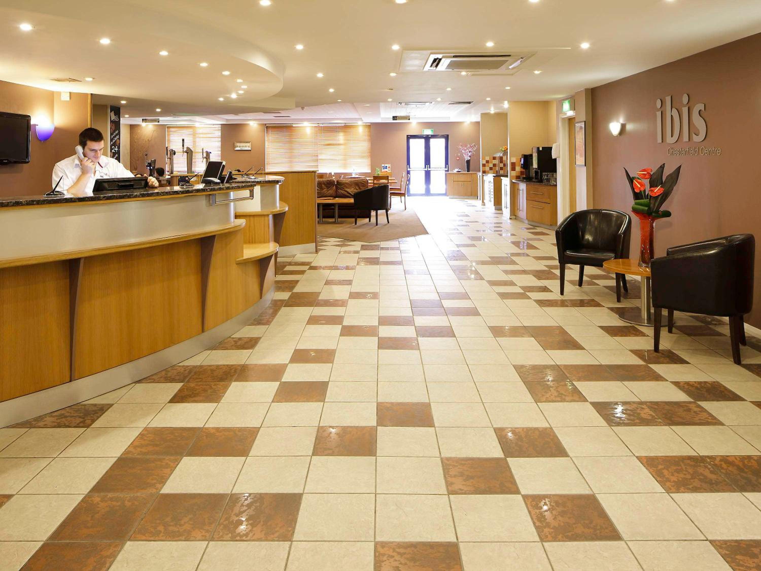 Chesterfield Vacations - ibis Chesterfield Centre - Market Town - Property Image 1