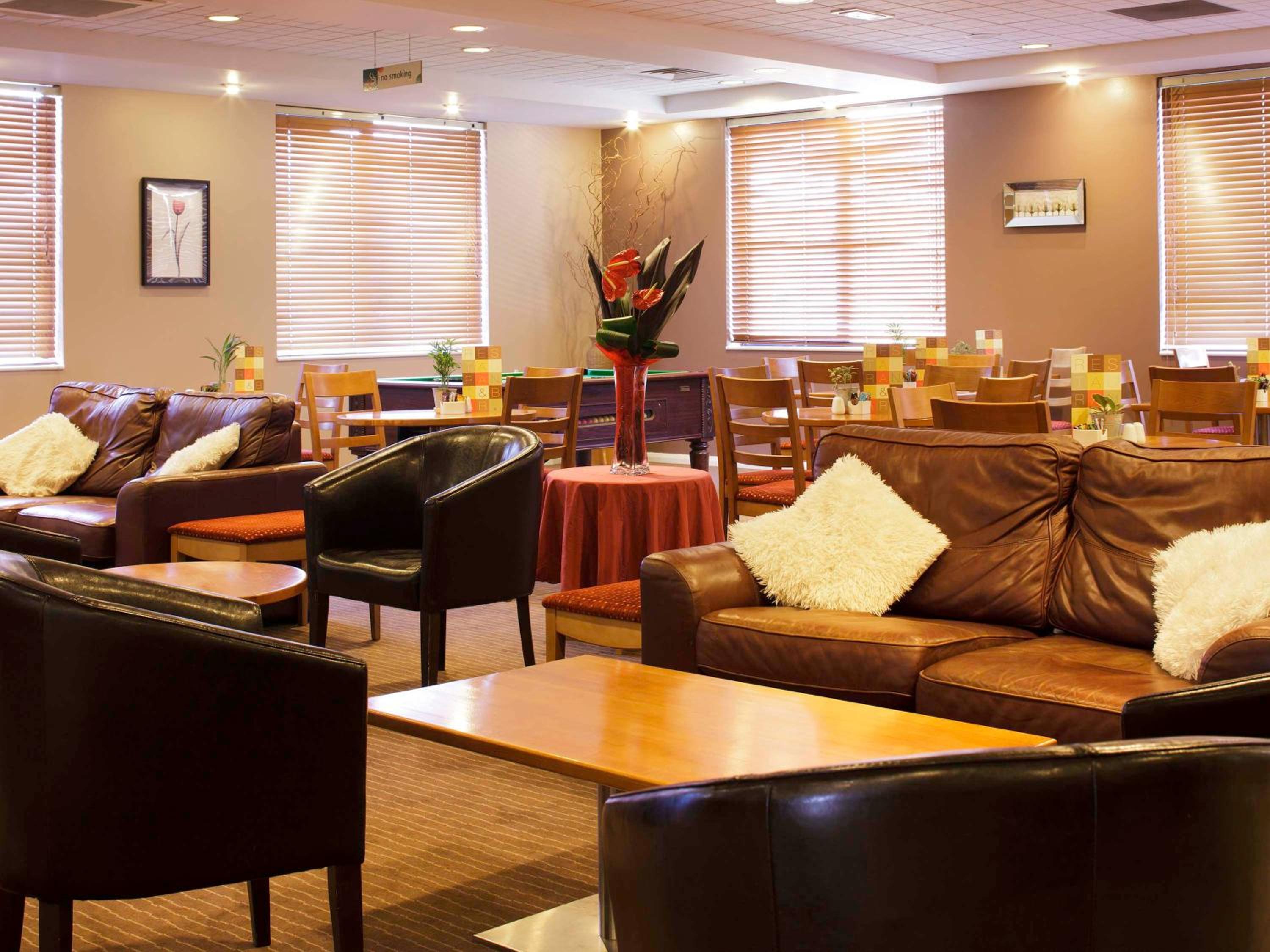 Chesterfield Vacations - ibis Chesterfield Centre - Market Town - Property Image 11