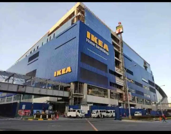 Cozy 1 Bedroom with balcony facing pool near MOA,IKEA near
