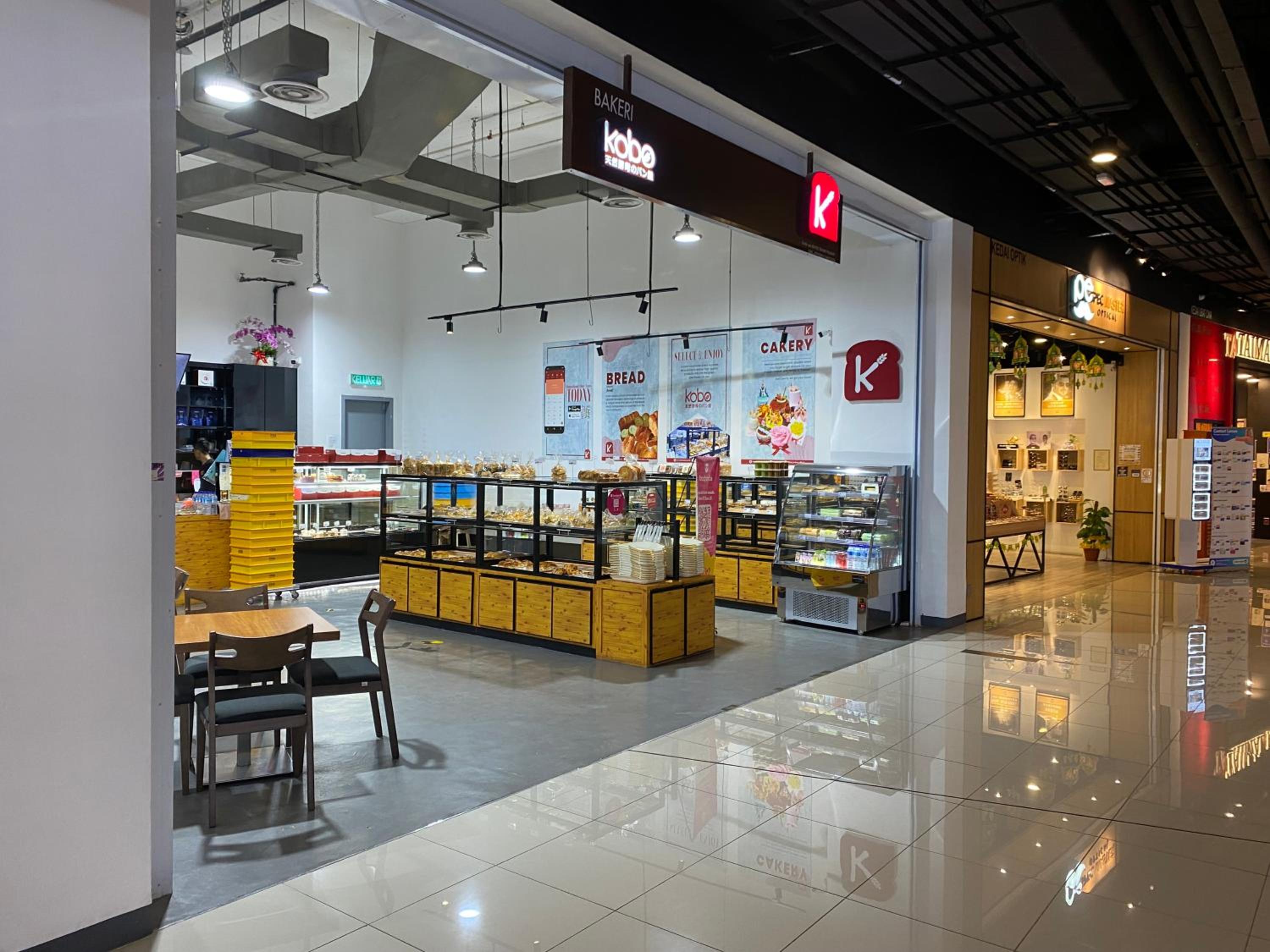 Cozy Family Suite Kepong DesaPark MontKiara Publika Mitec