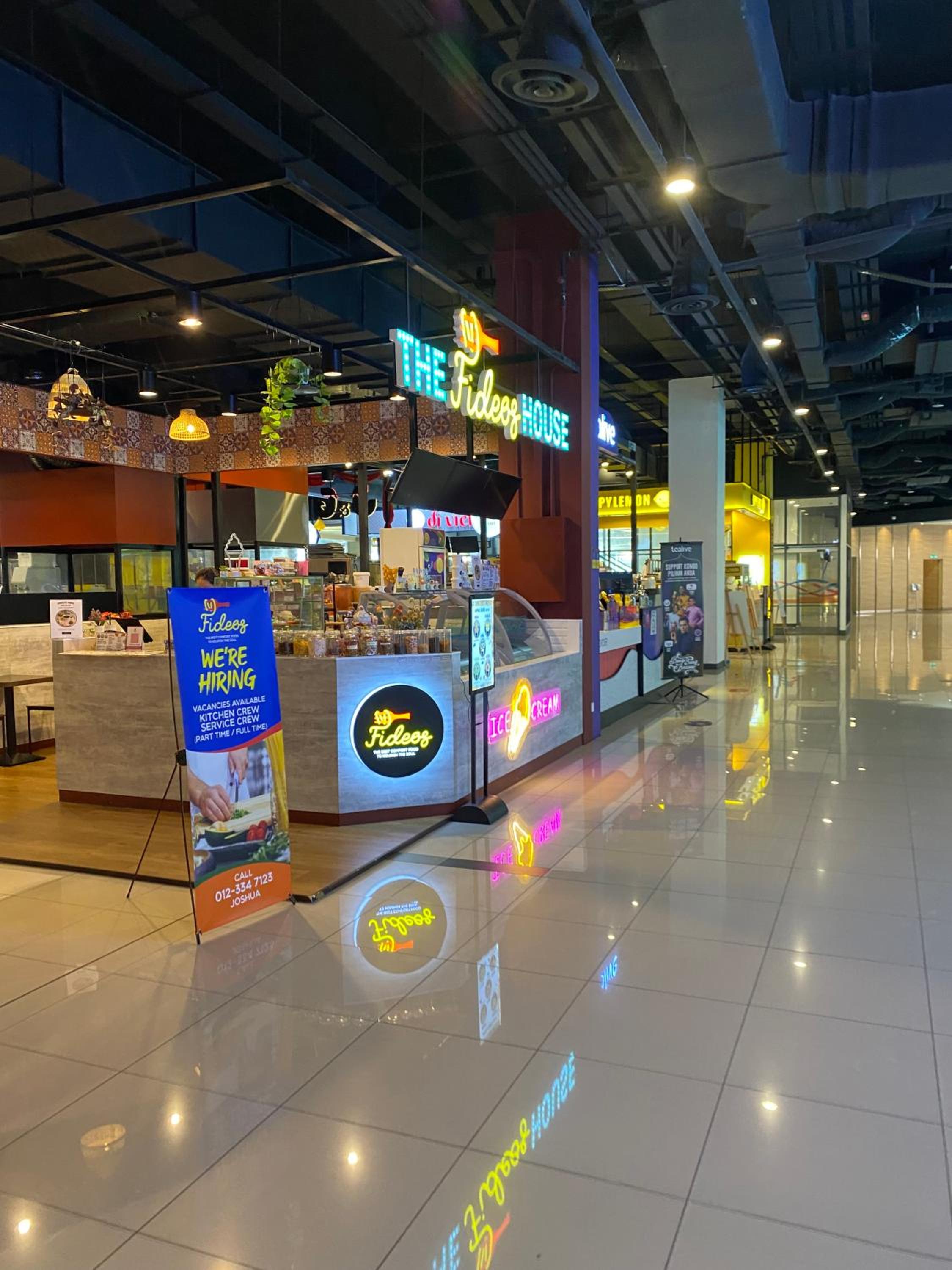 Cozy Family Suite Kepong DesaPark MontKiara Publika Mitec