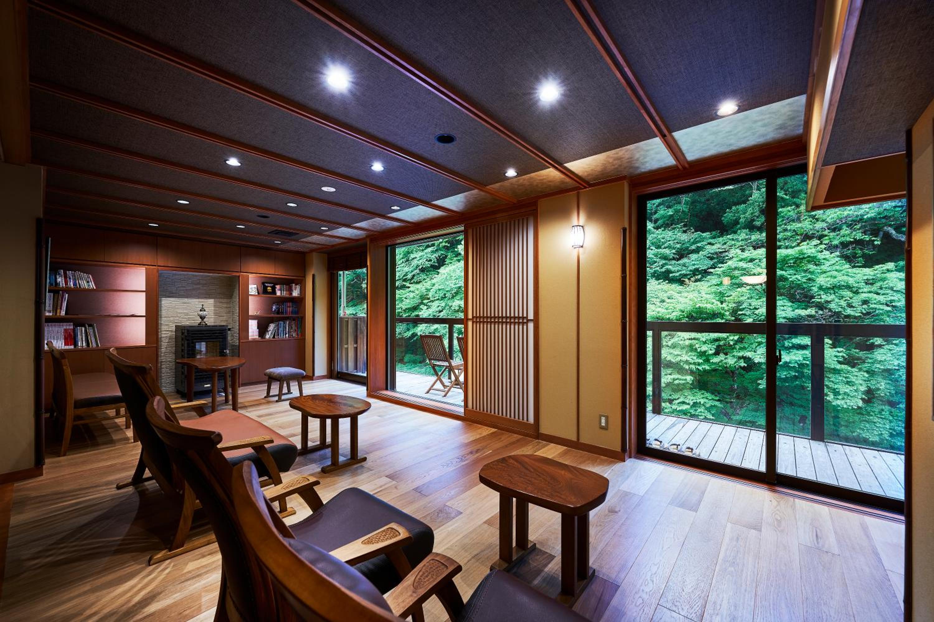 Shima-Onsen Toshimaya view 3
