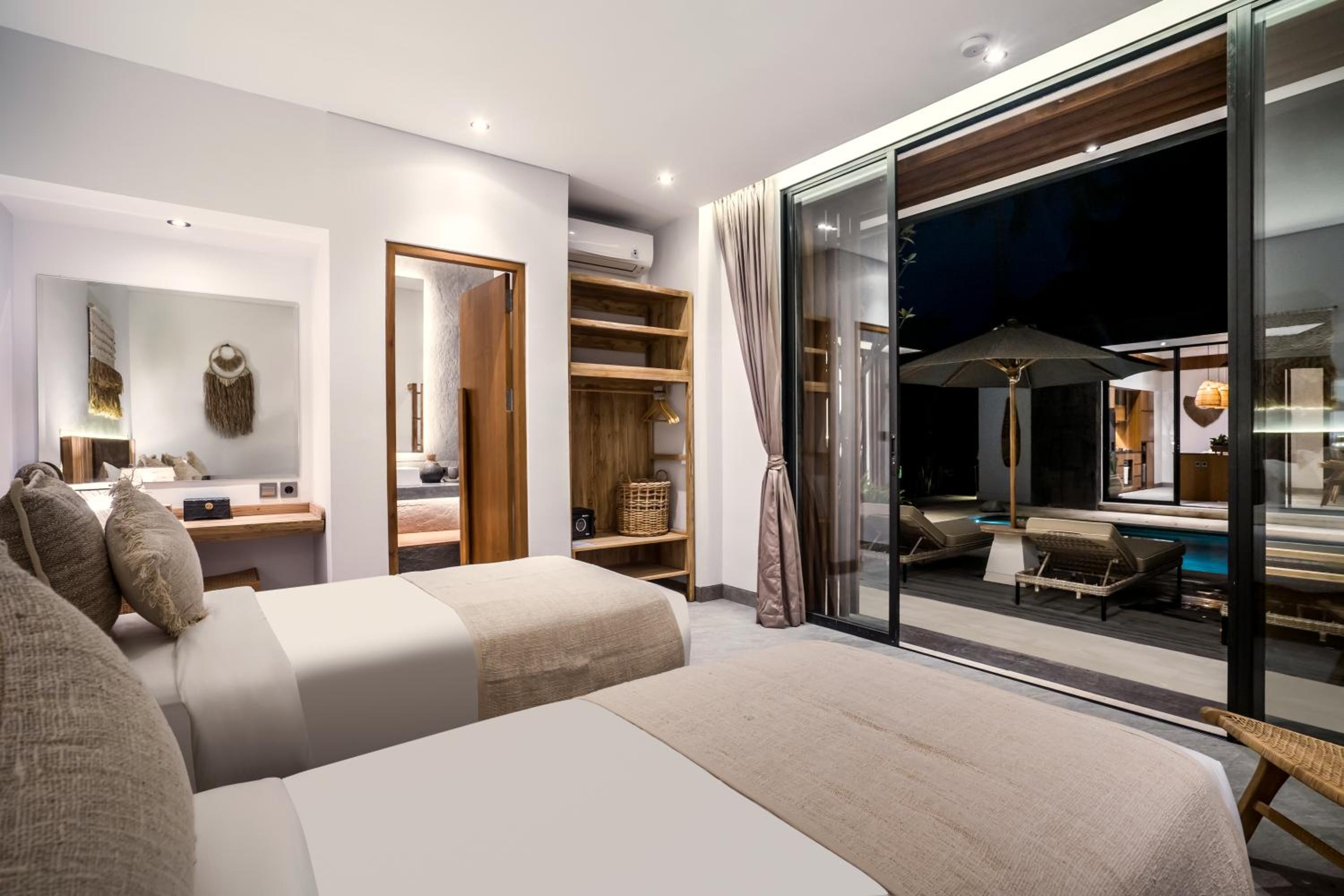 Villa Jehanne by BaliSuperHost