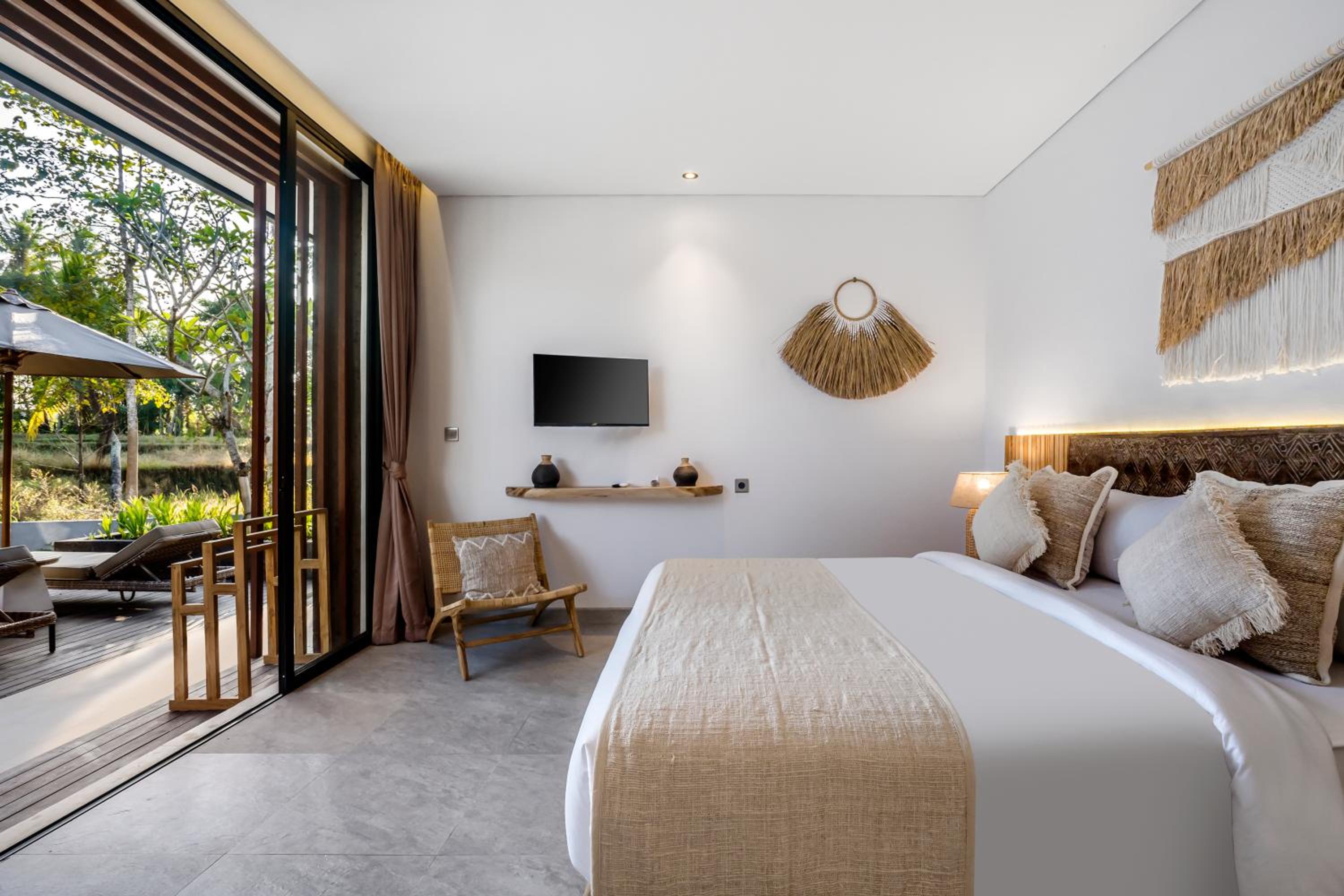 Villa Jehanne by BaliSuperHost