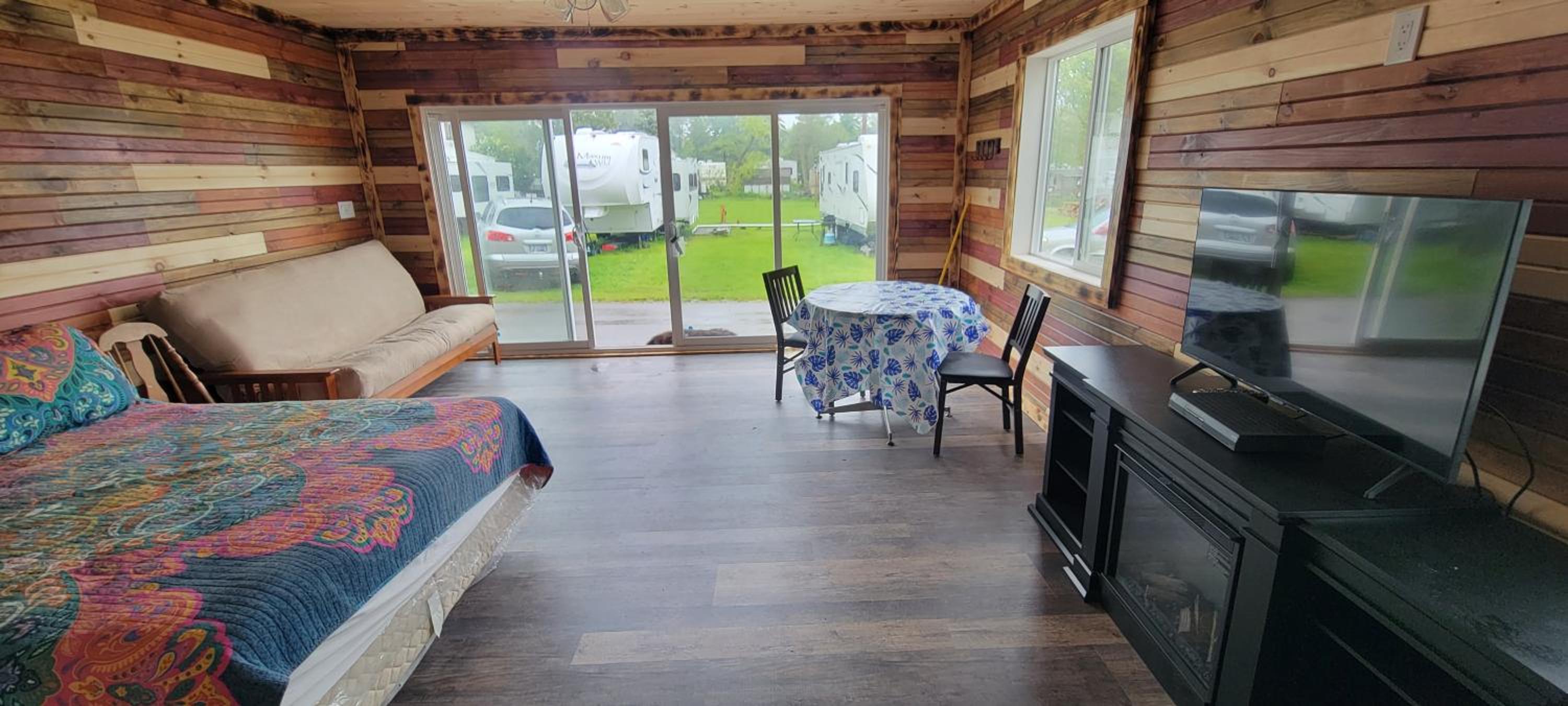 Stoneburg Cove Cottages