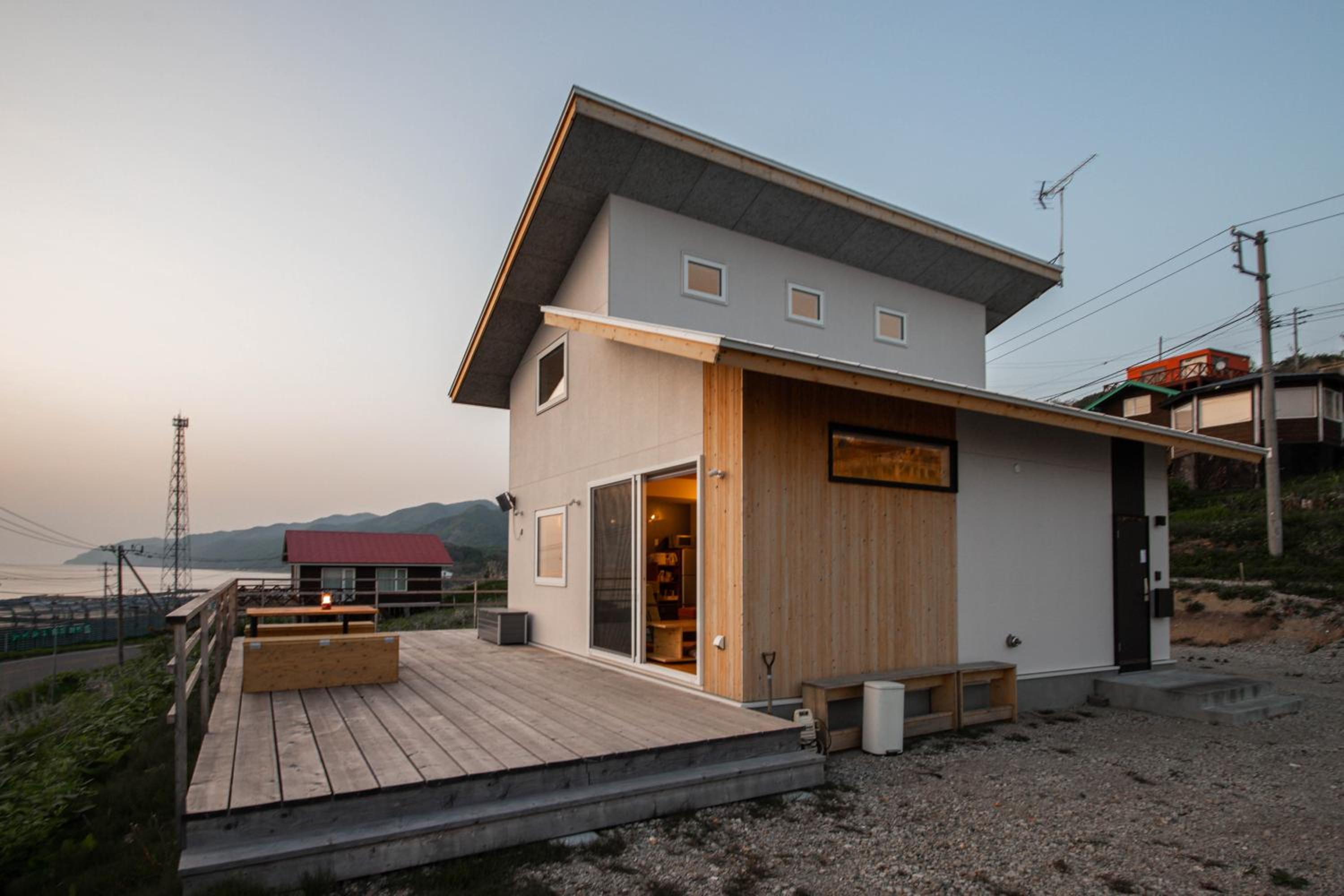 Sunny SIDE HOUSE view 5