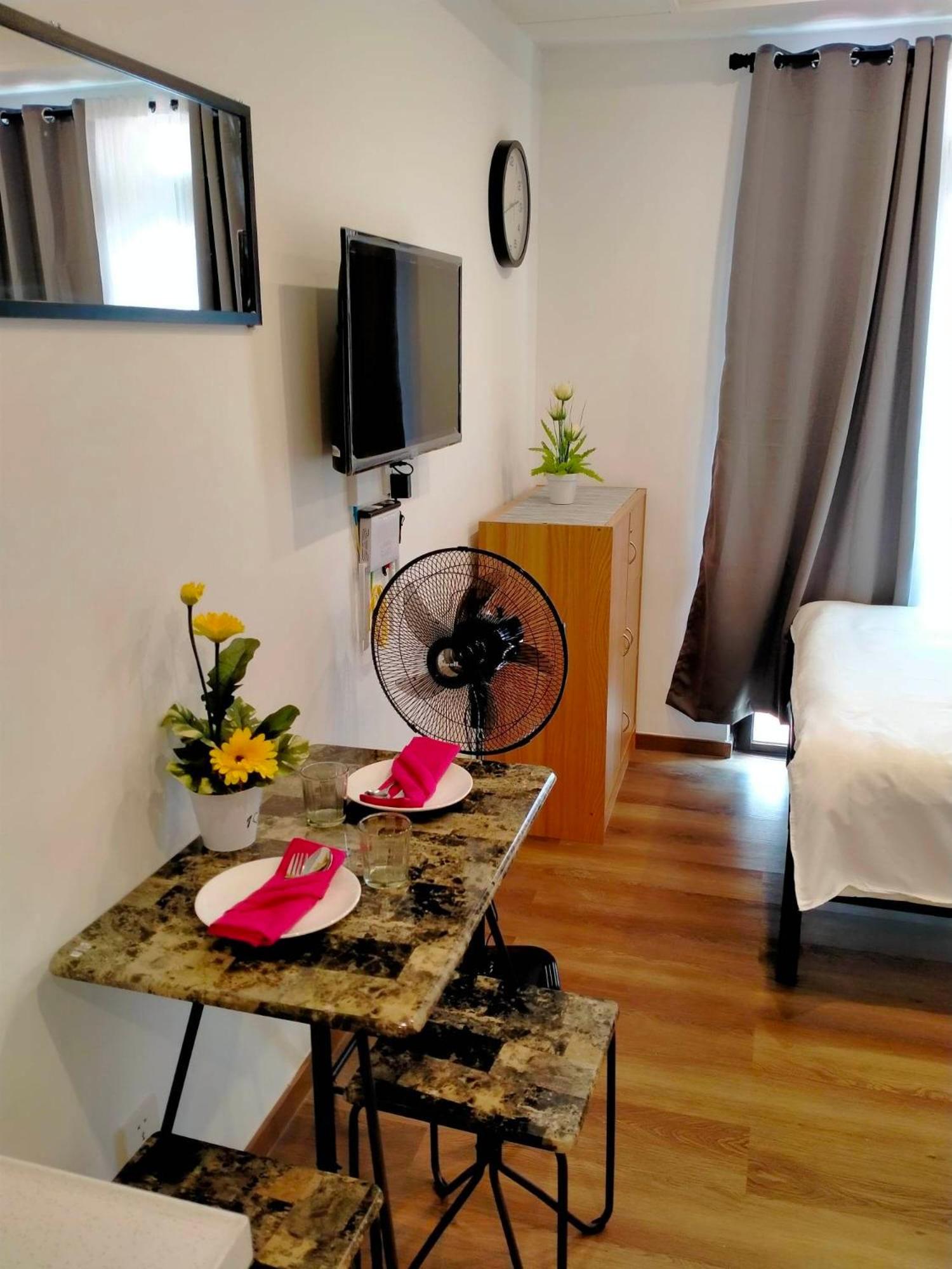 Megatower Residence shortwalk2 SM BAGUIO BURNHAM view 2