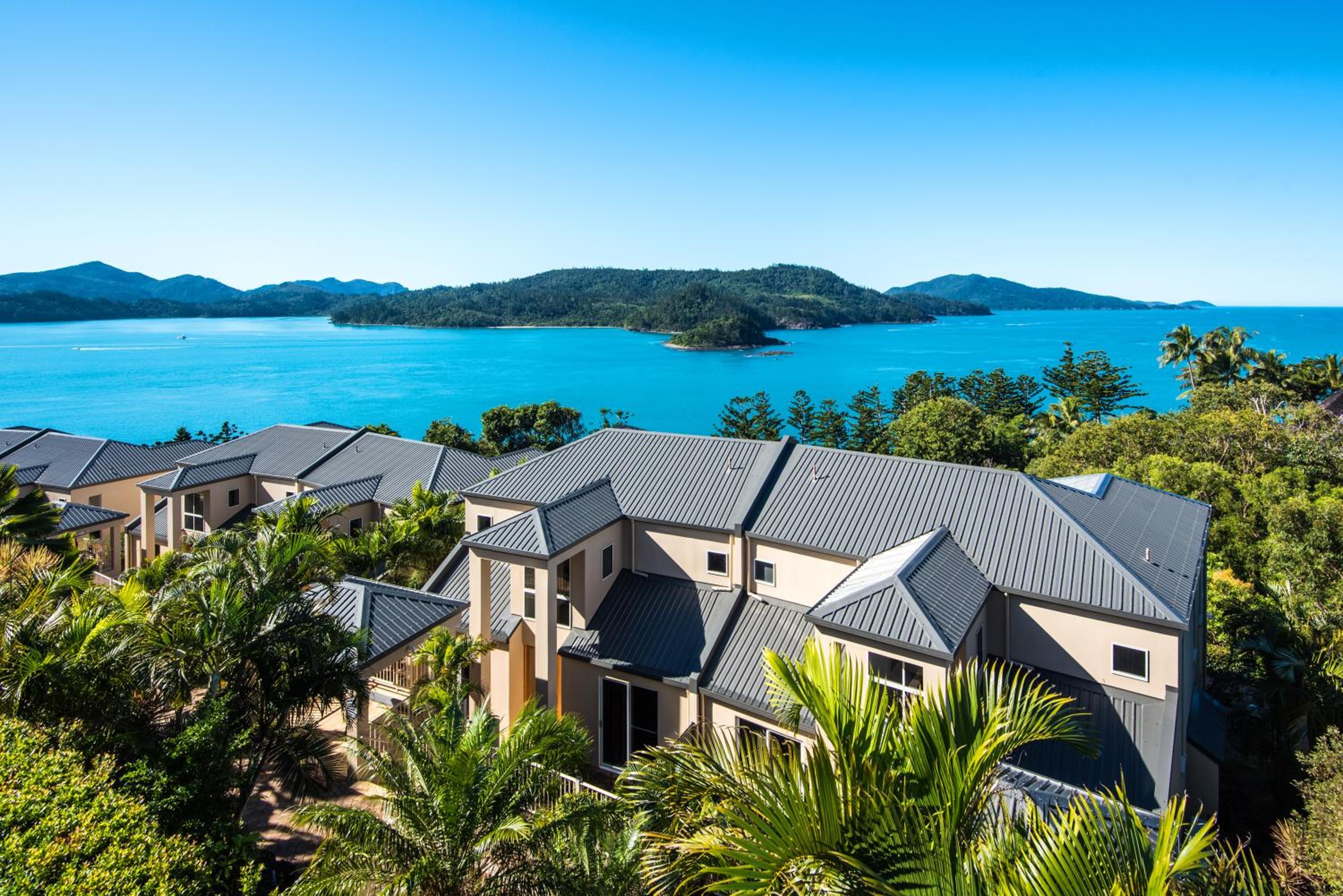 Hotel La Bella Waters 5 Oceanview Private Garden BBQ Buggy - Image 1