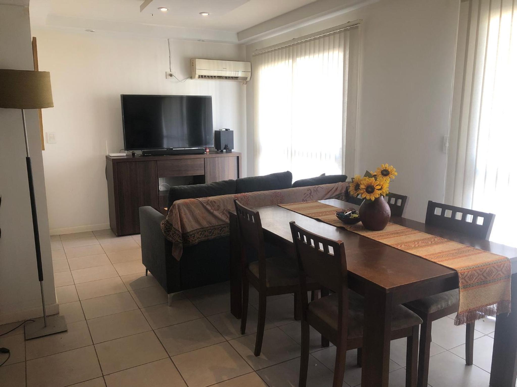 Cómodo y moderno departamento
