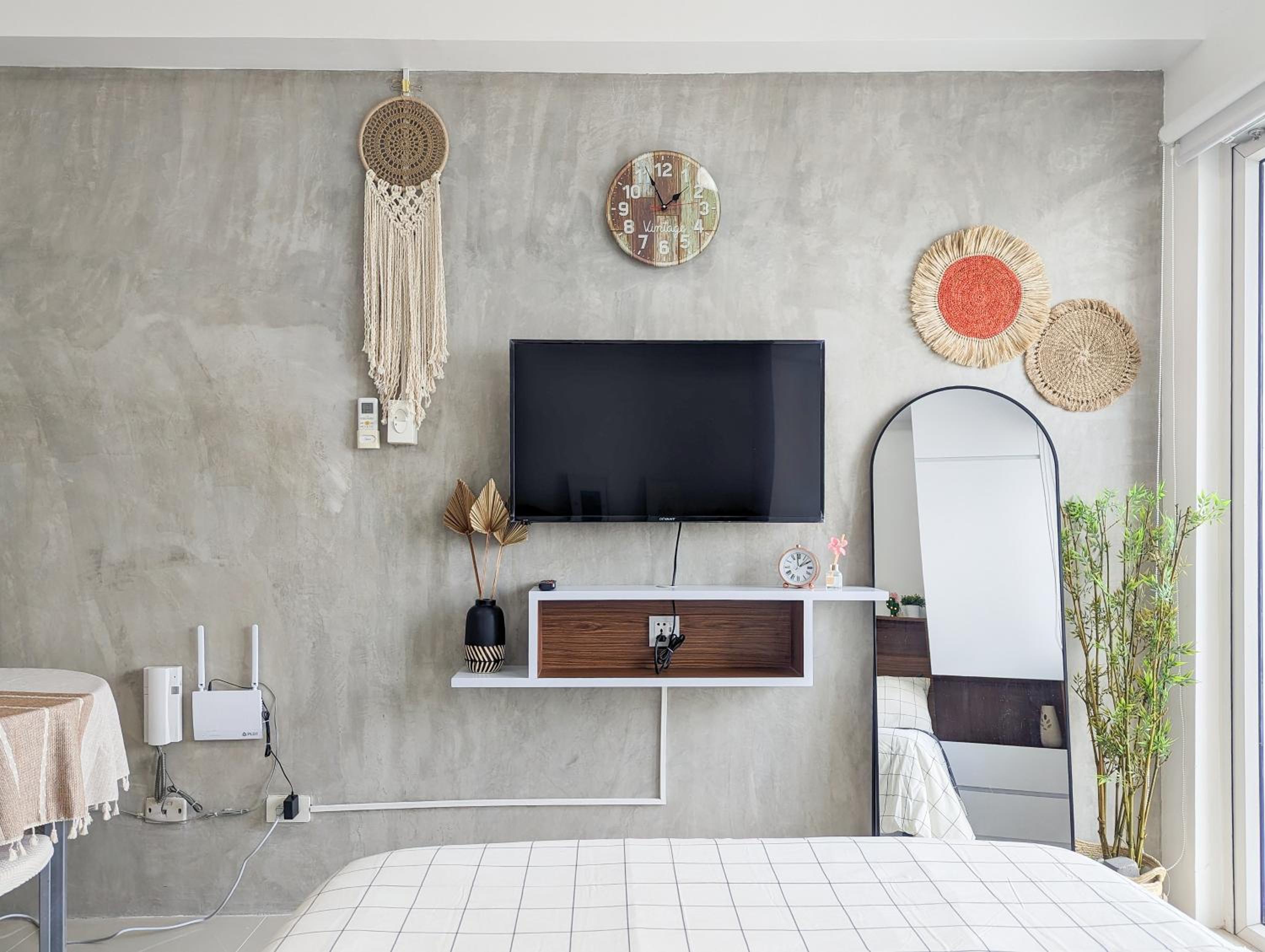 Studio Condo Manila by the Bay Roxas Blvd near US Embassy view 4