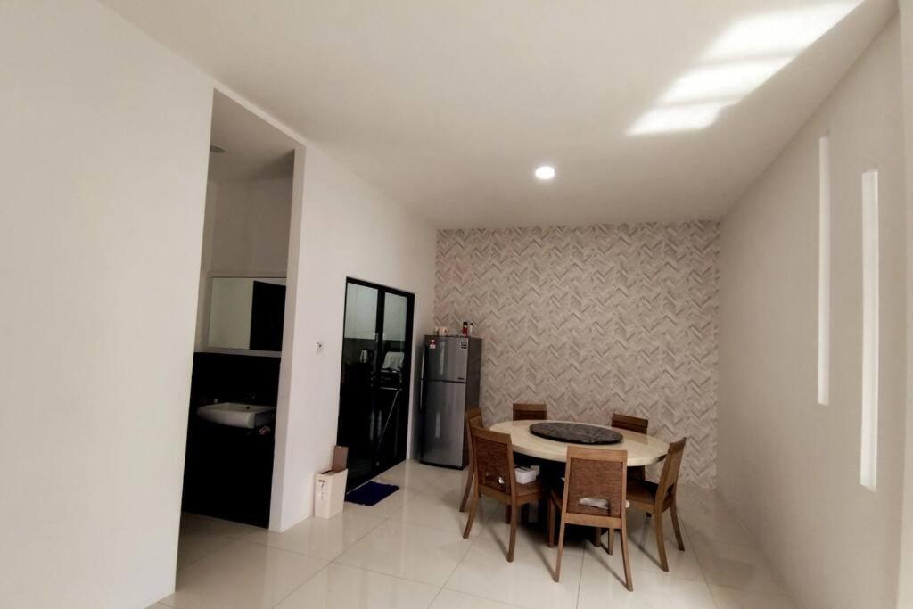 JJ Homestay -Stapok