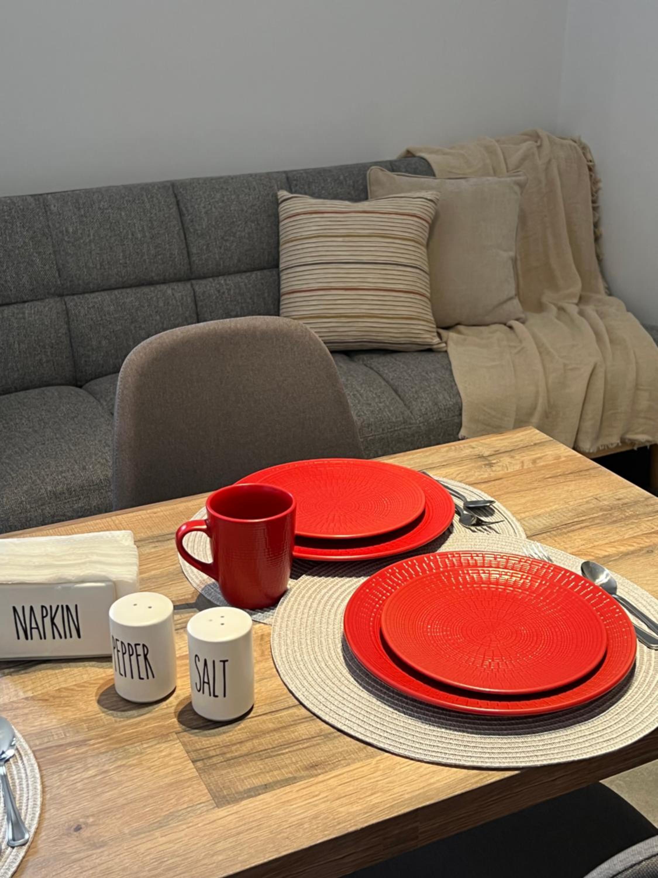 Modern & Cozy Studio en Koroni — dining