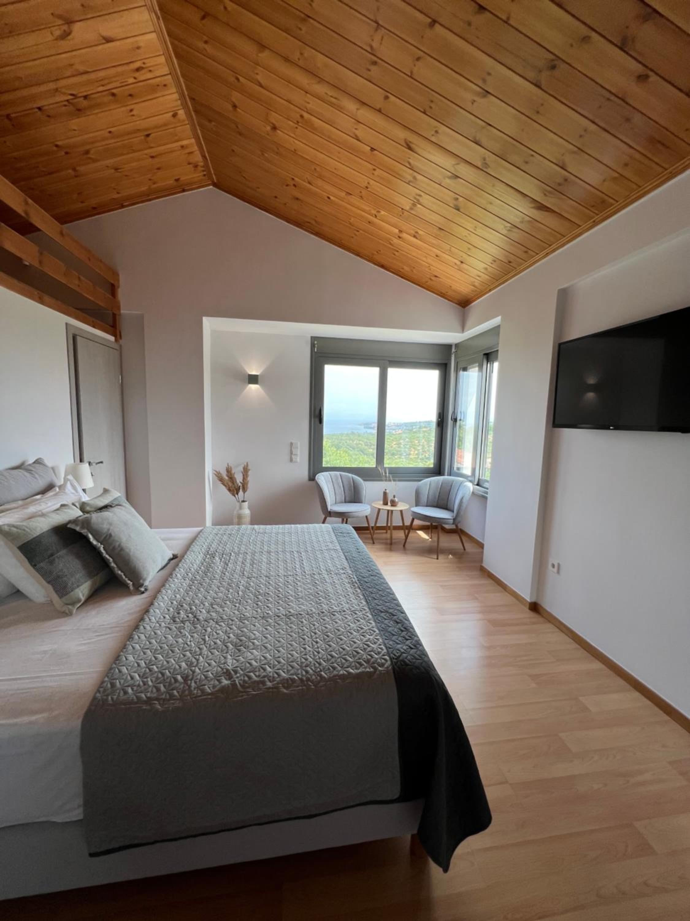 Koroni Luxury Maisonette