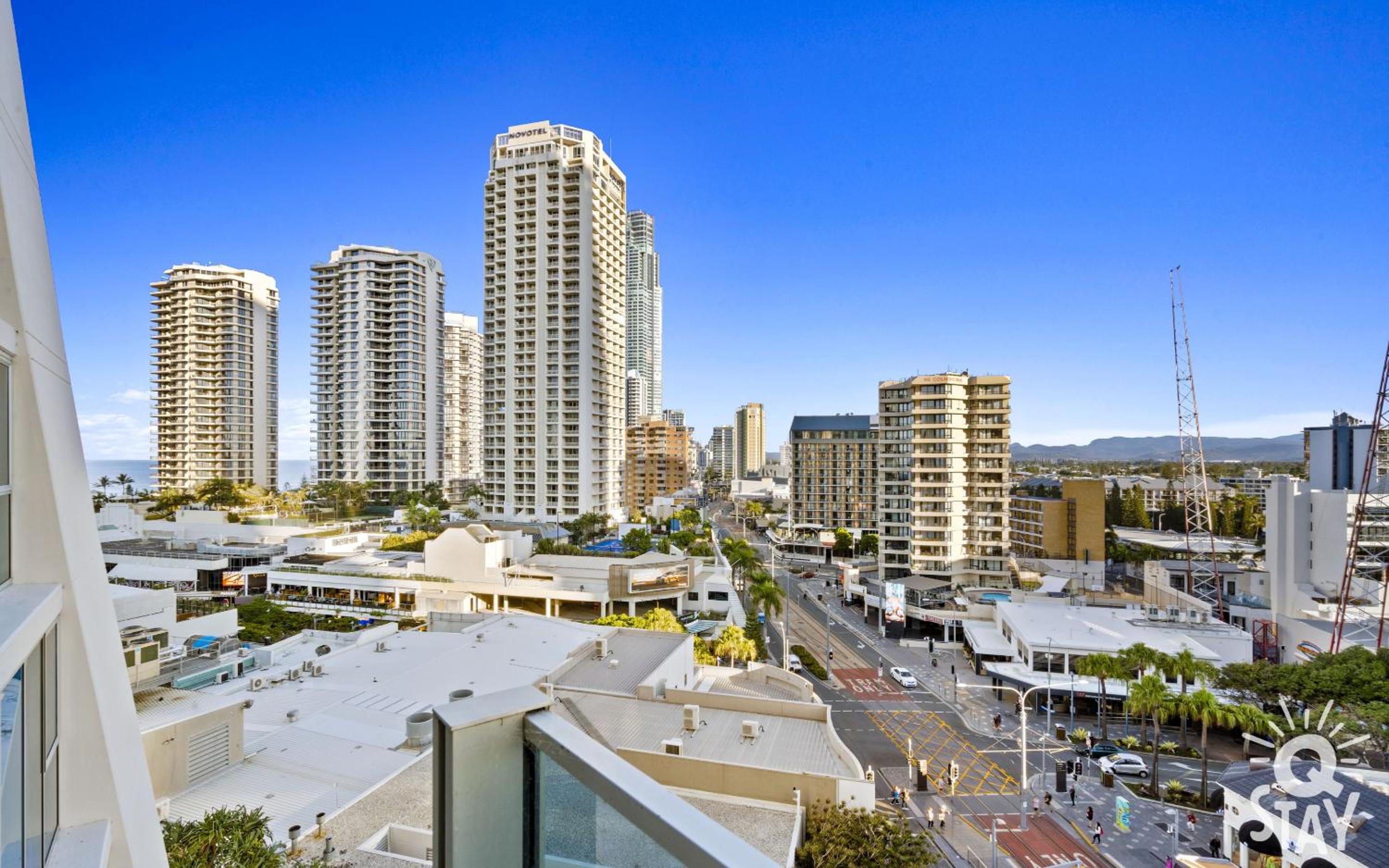 H'Residence Surfers Paradise MID WEEK MADNESS DEAL - Q Stay
