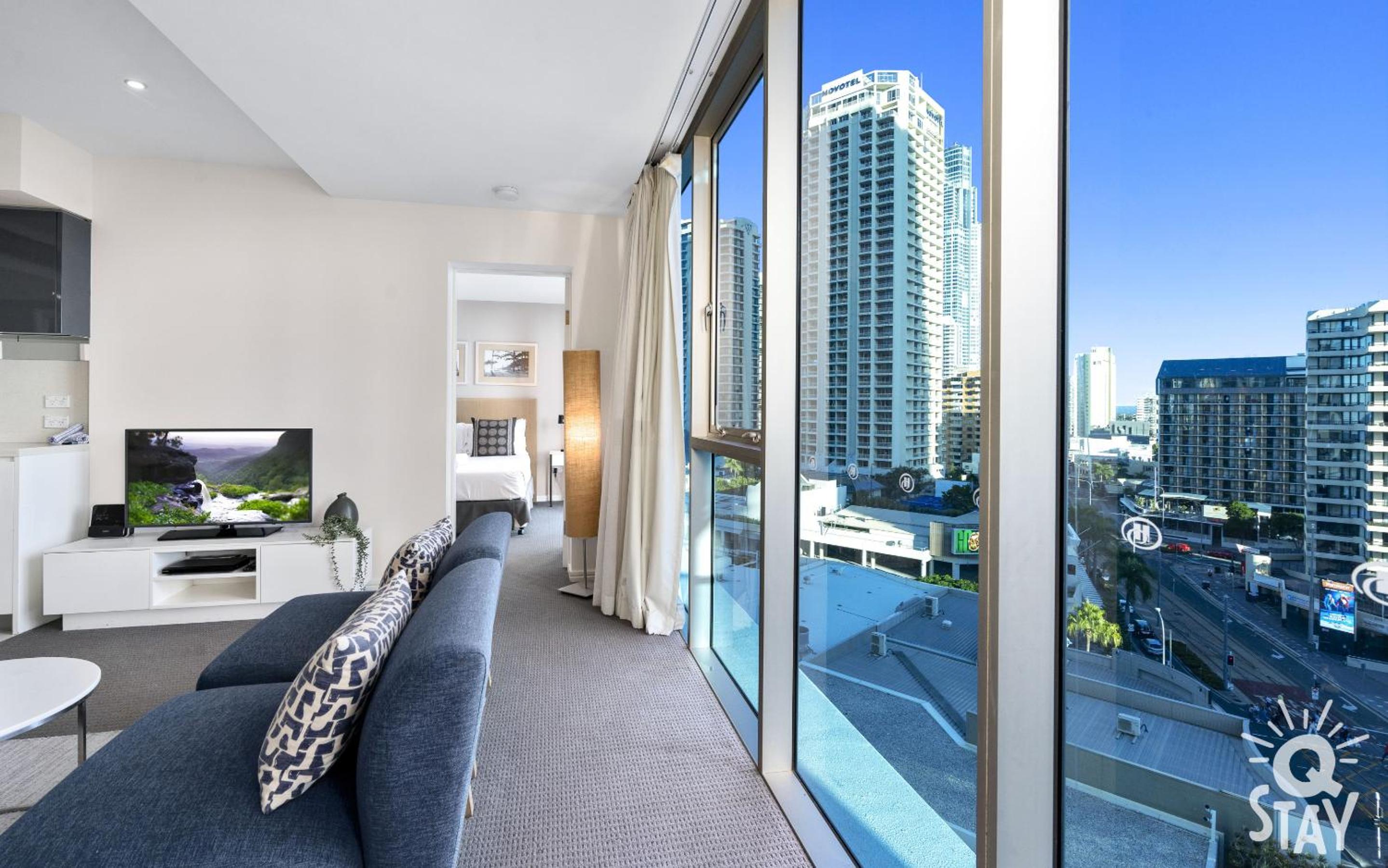 H'Residence Surfers Paradise MID WEEK MADNESS DEAL - Q Stay