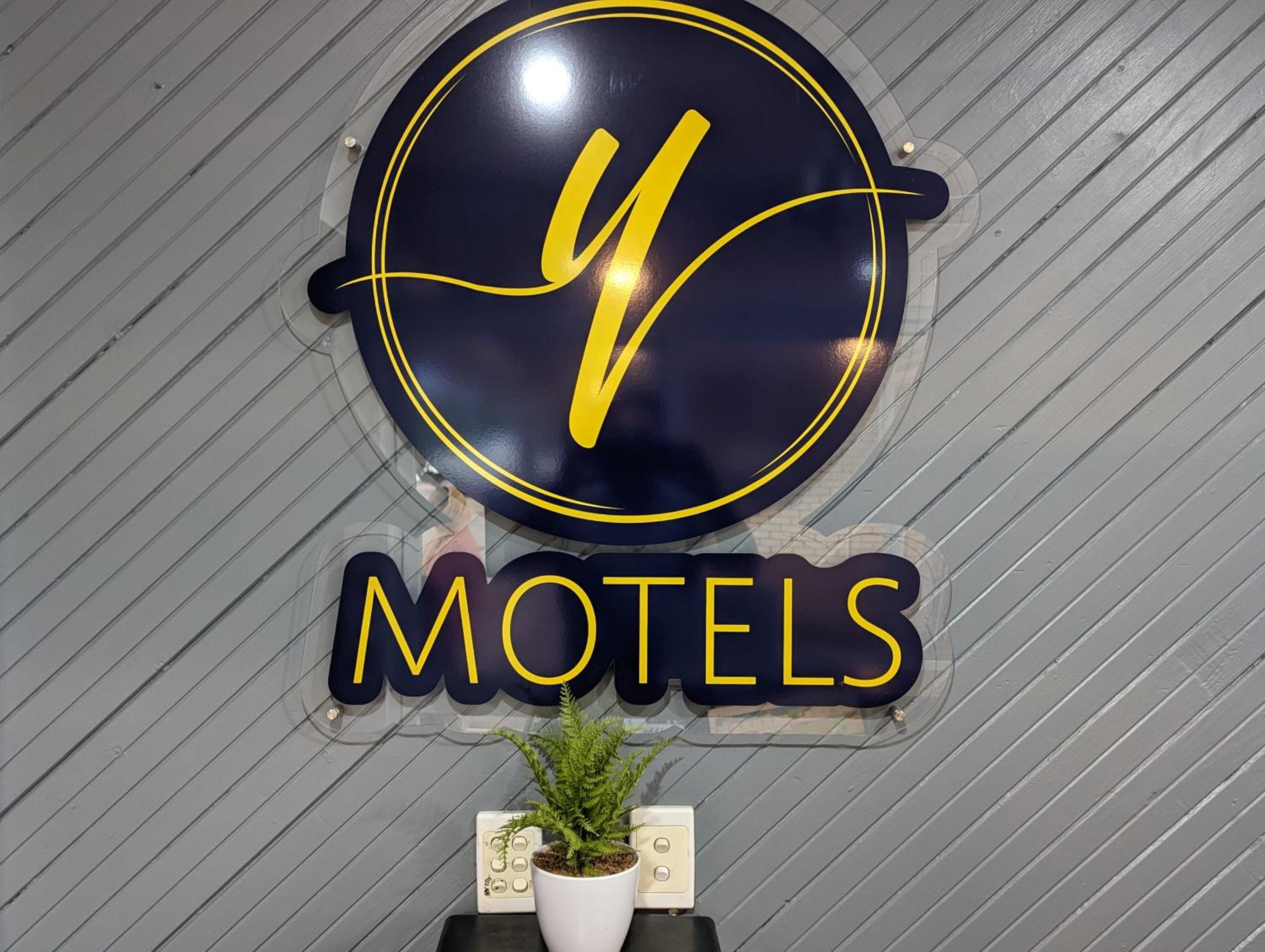 Y Motels Gympie