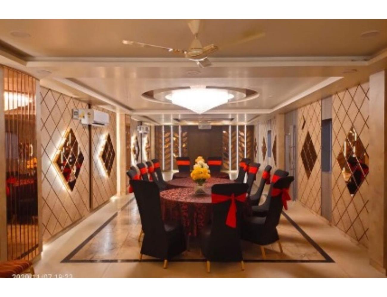 meeting & event spaces