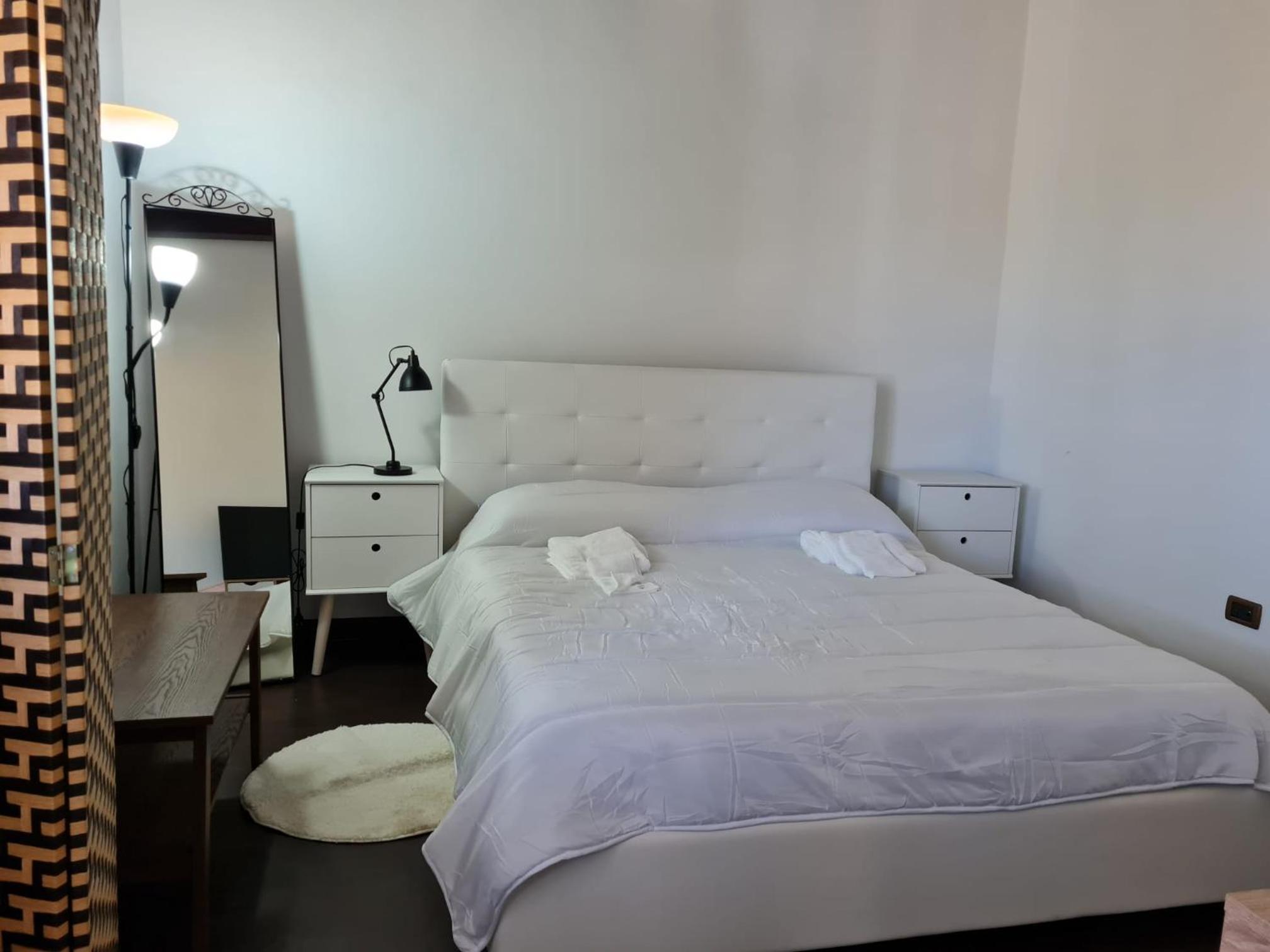 Il bacio del Sole en Valderice — hotel room