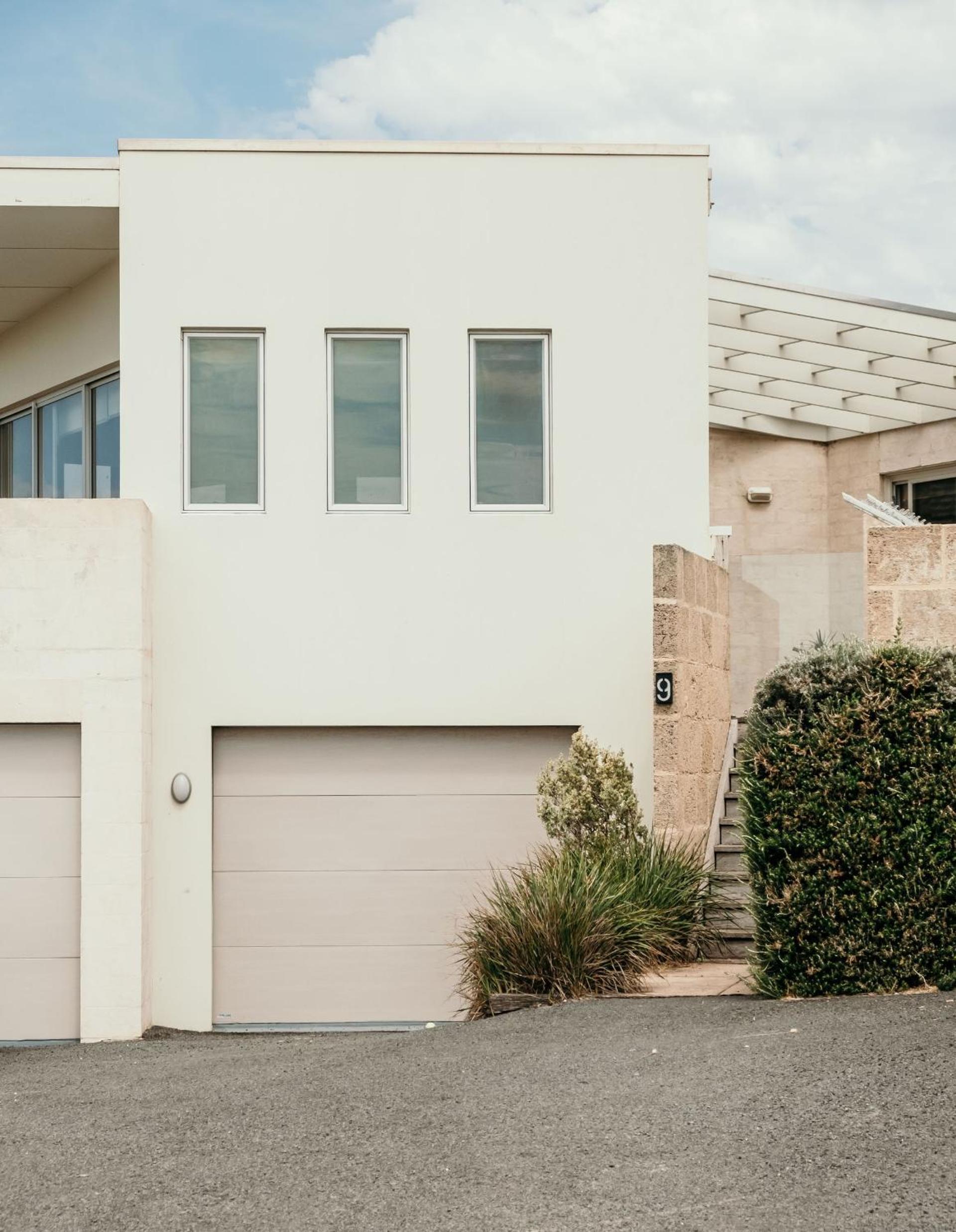 Hearns Beachside Villa 9
