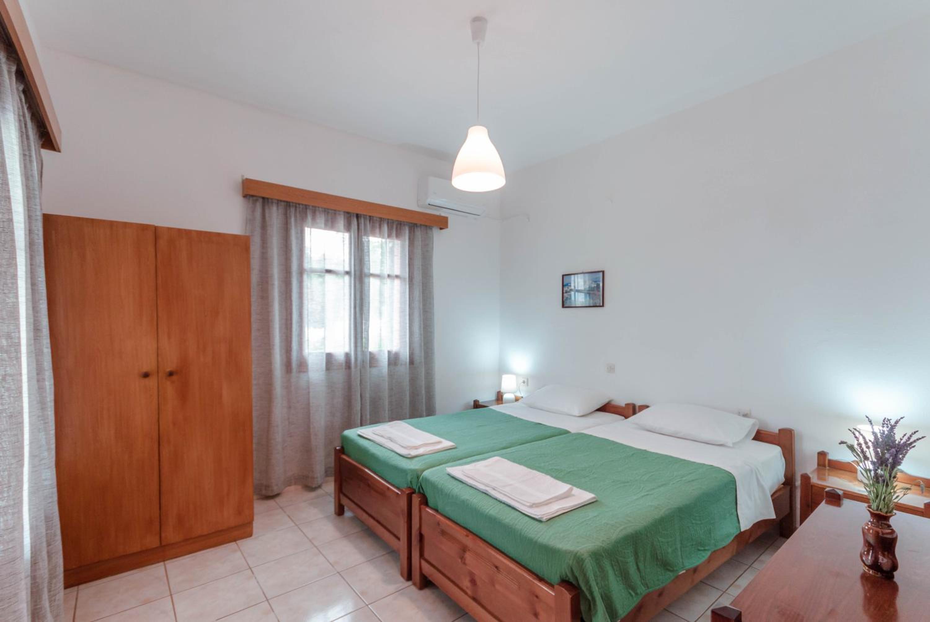 Antigoni Apartments 'Lavender Room' view 3