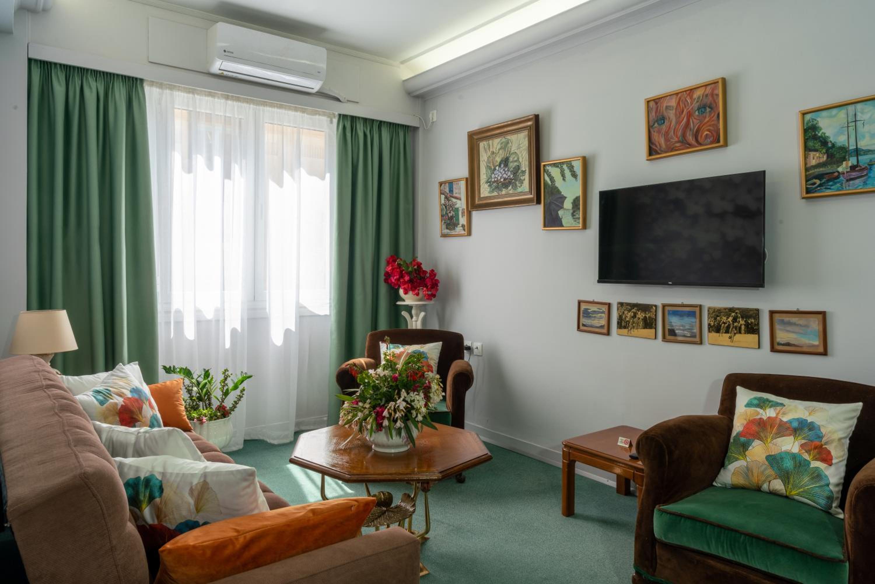 lounge