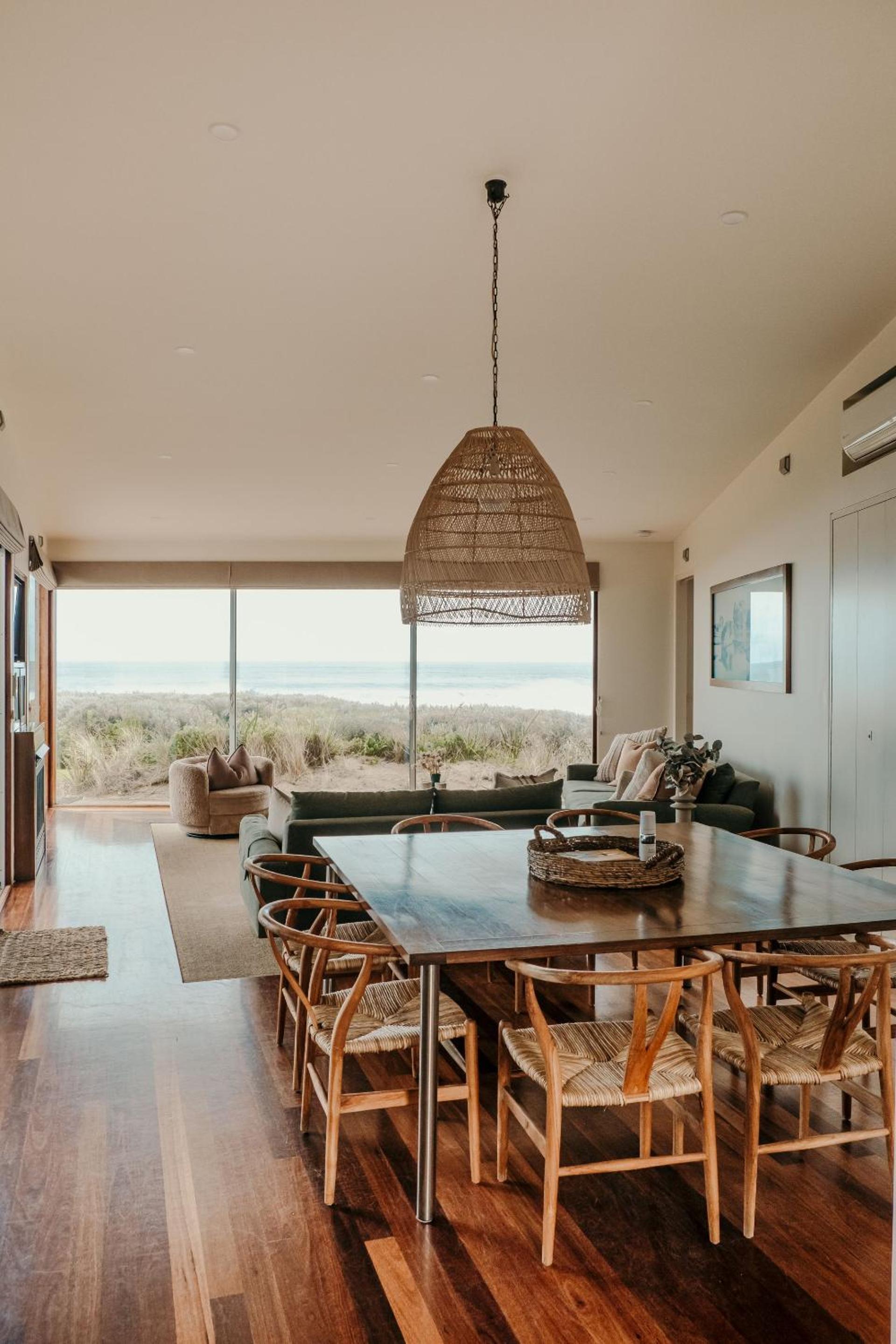 Hearns Beachside Villa 9