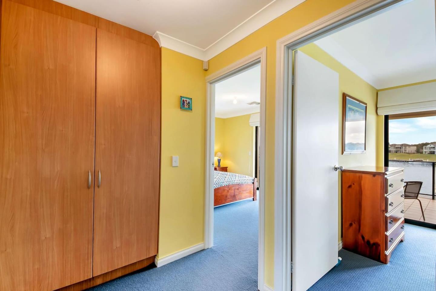 11 Vesta Dve - BYO Linen - Waterfront