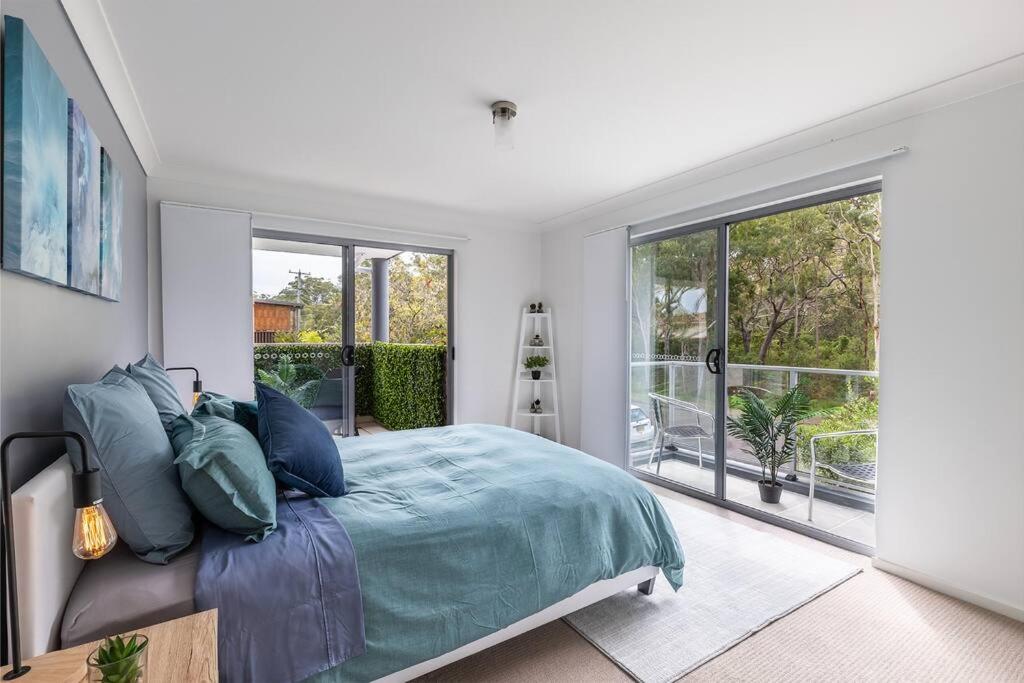 MikaLex - Walking distance from the beach!