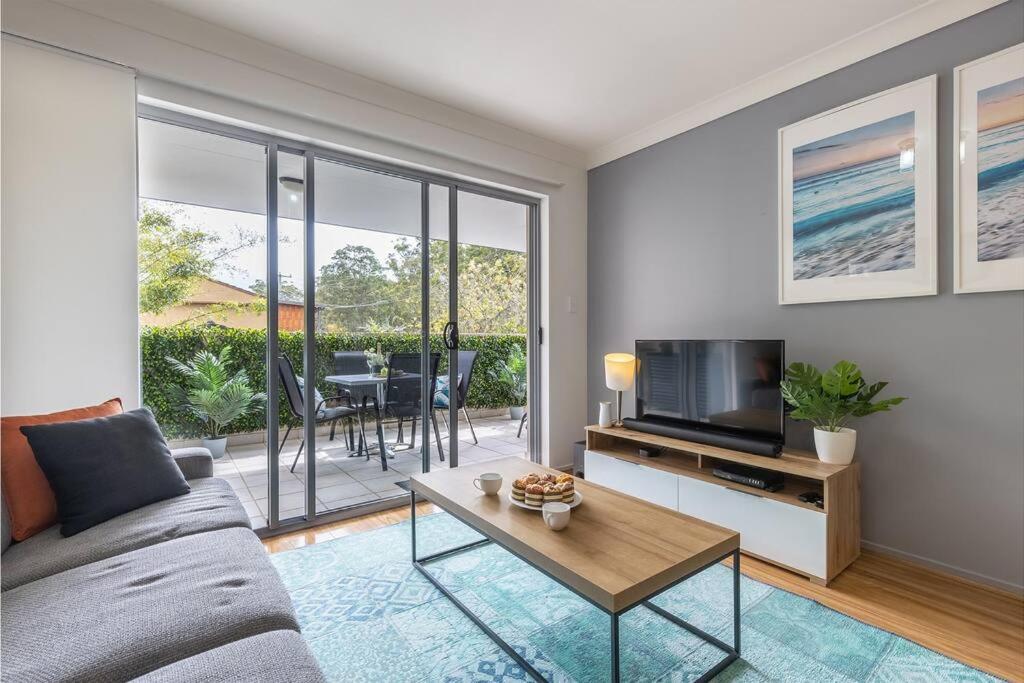MikaLex - Walking distance from the beach!