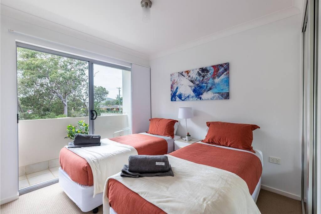 MikaLex - Walking distance from the beach!
