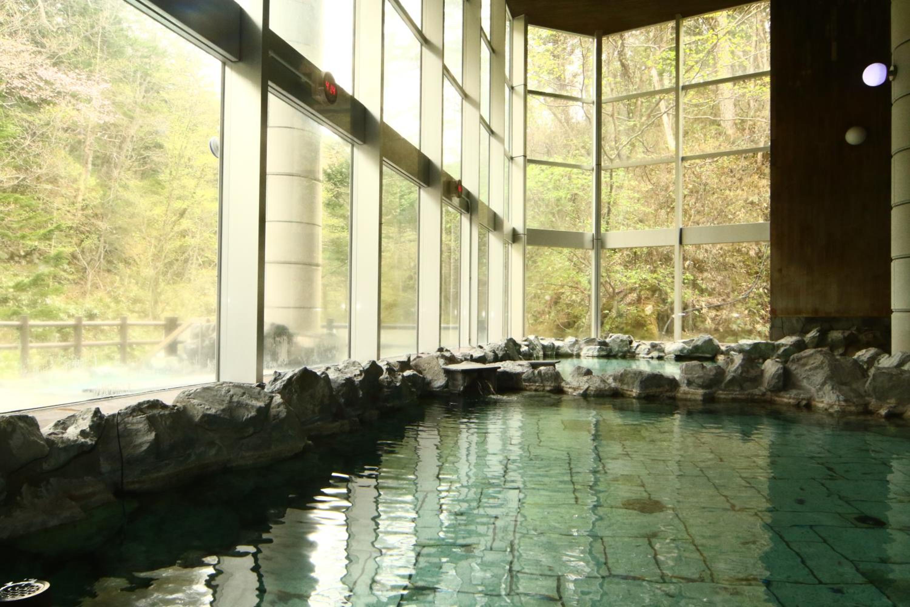 Tomuraushionsen Higashi Taisetsuso