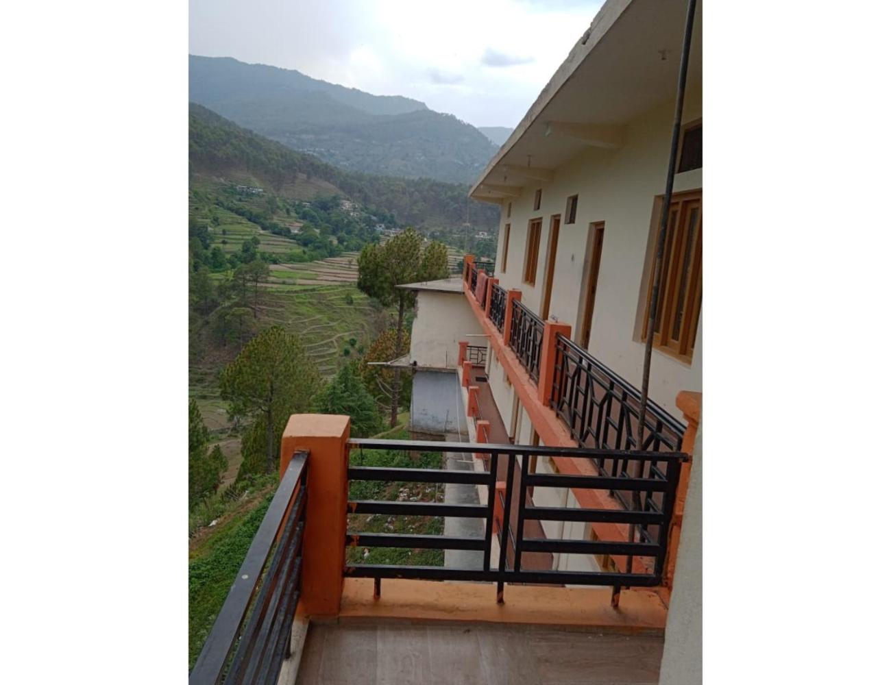 Krishna Hotel and Restaurant, Brahmkhal