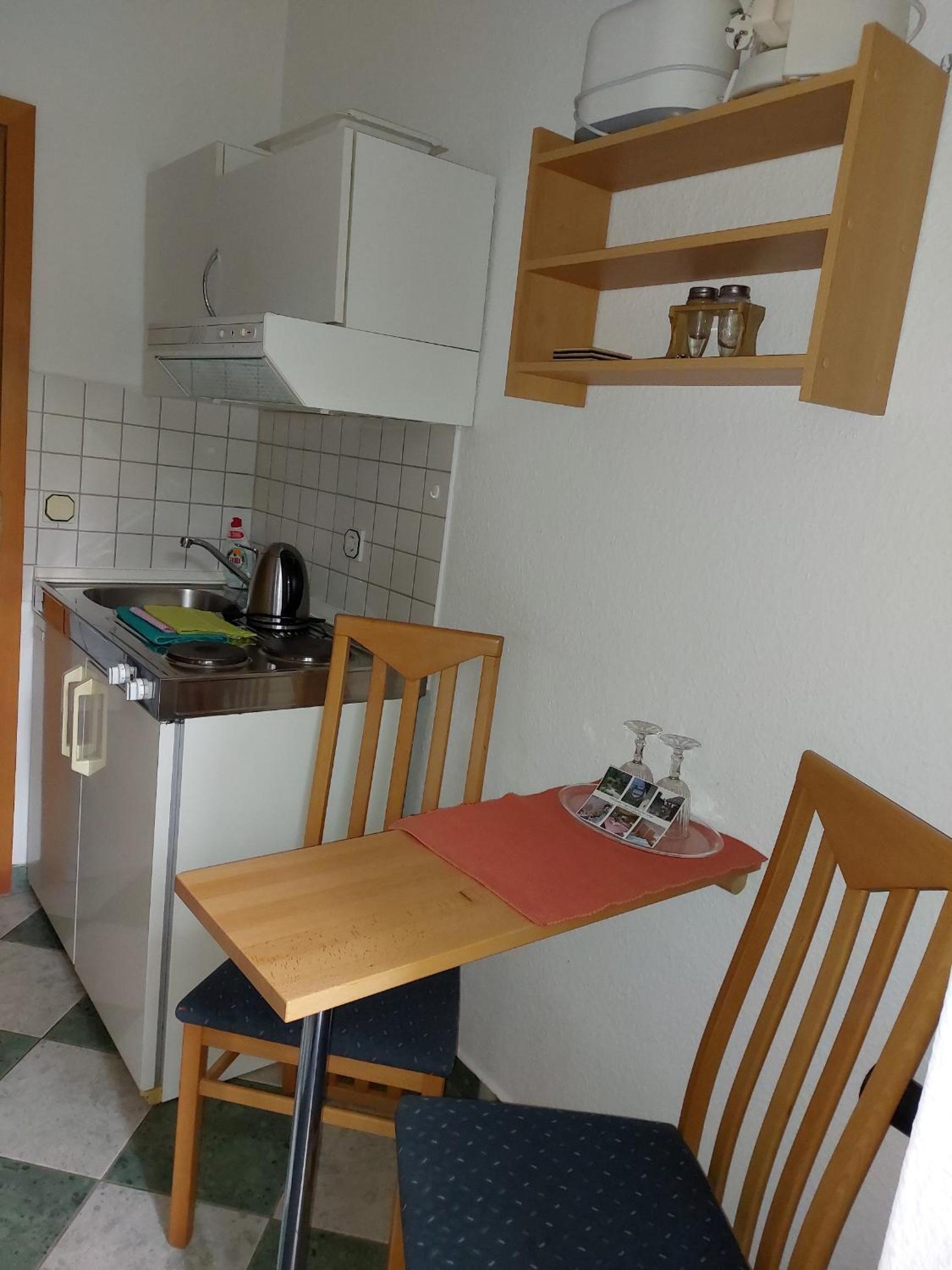 Mini-1-Raum-Apartment mit eigenem Eingang