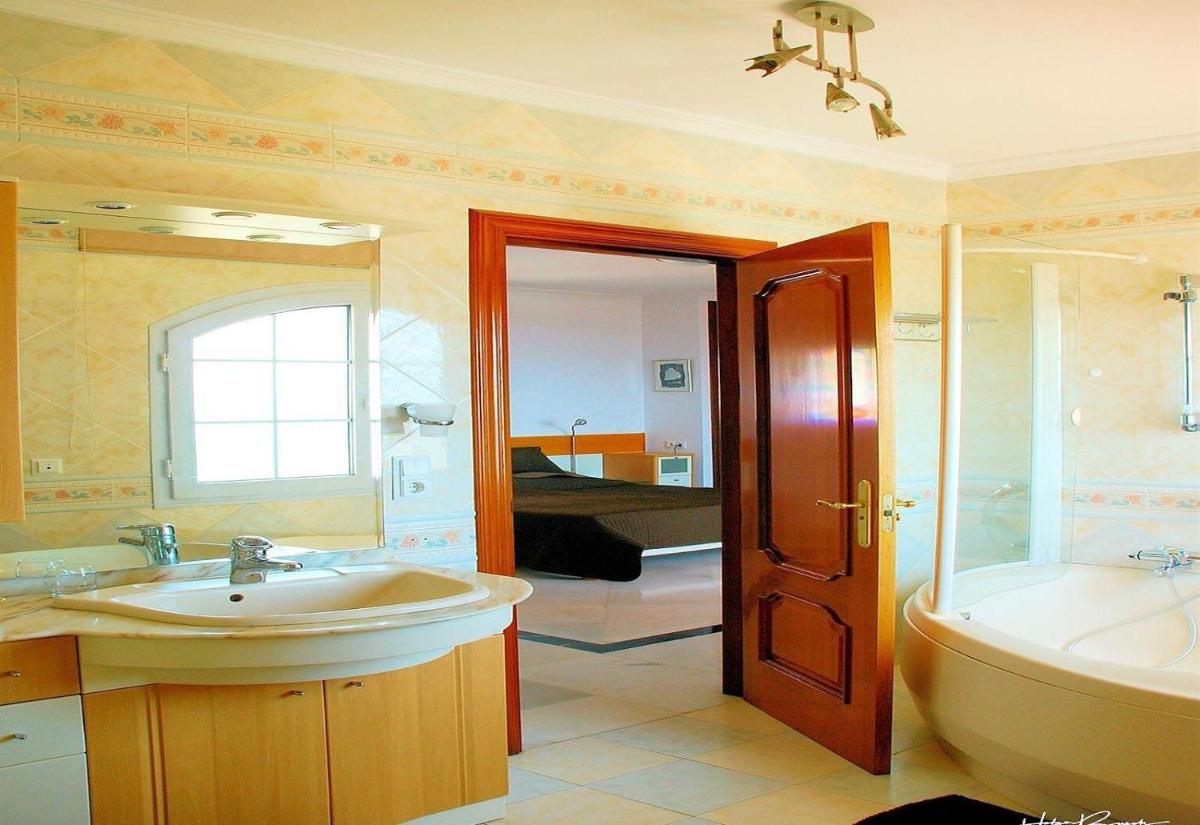 Villa Rincon del Mar view 2