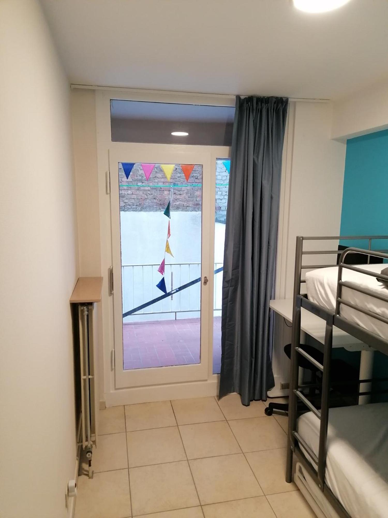 WeLoveOostende - Newly renovated large apartment 150m from the beach - Including bed sheets and final clea-ning