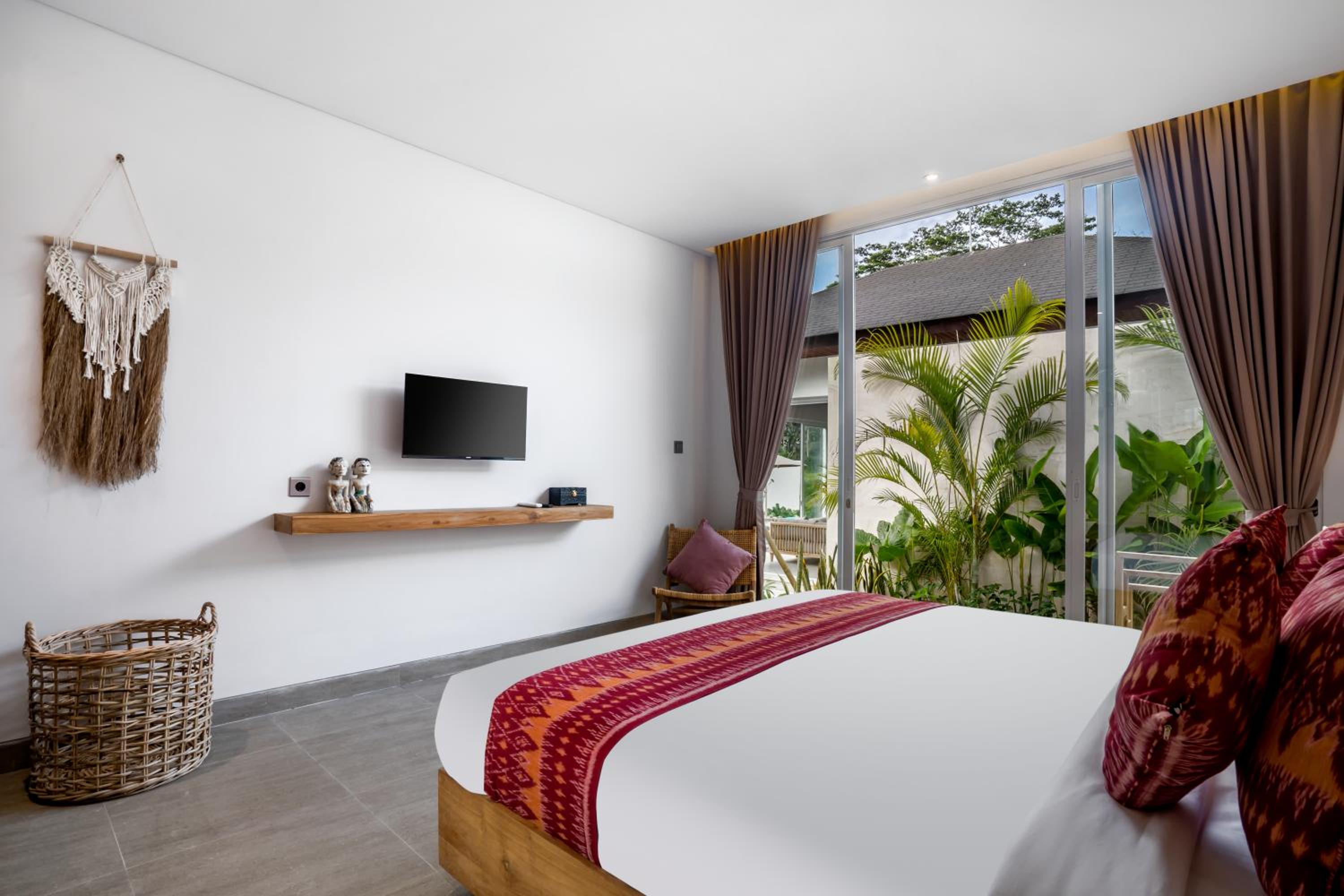 Villa Sunrise by BaliSuperHost