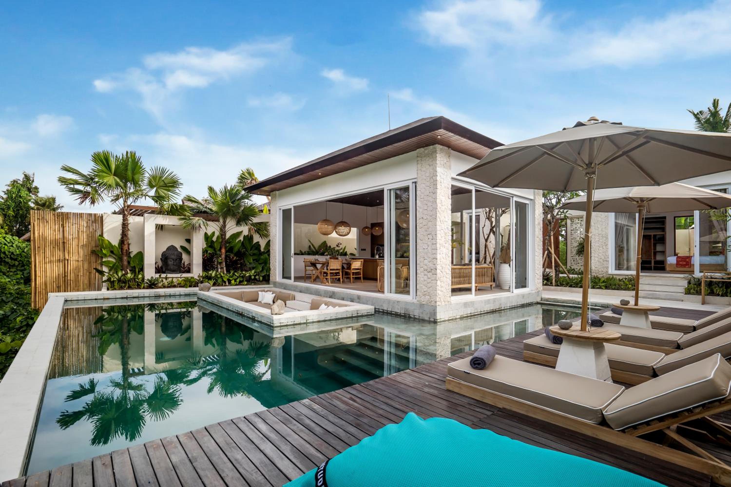Villa Sunrise by BaliSuperHost