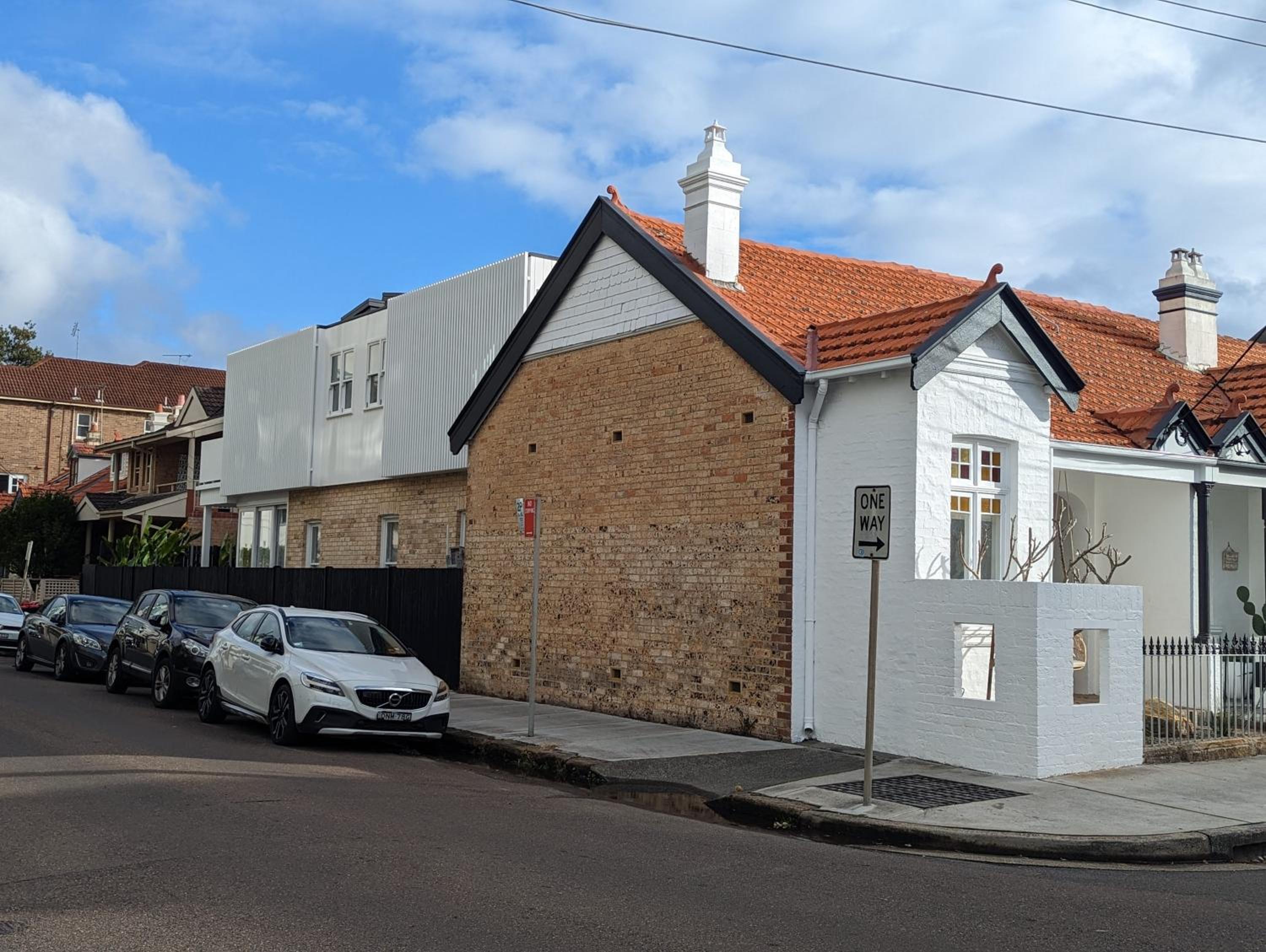 The Manly House - 100 steps from Manly Beach