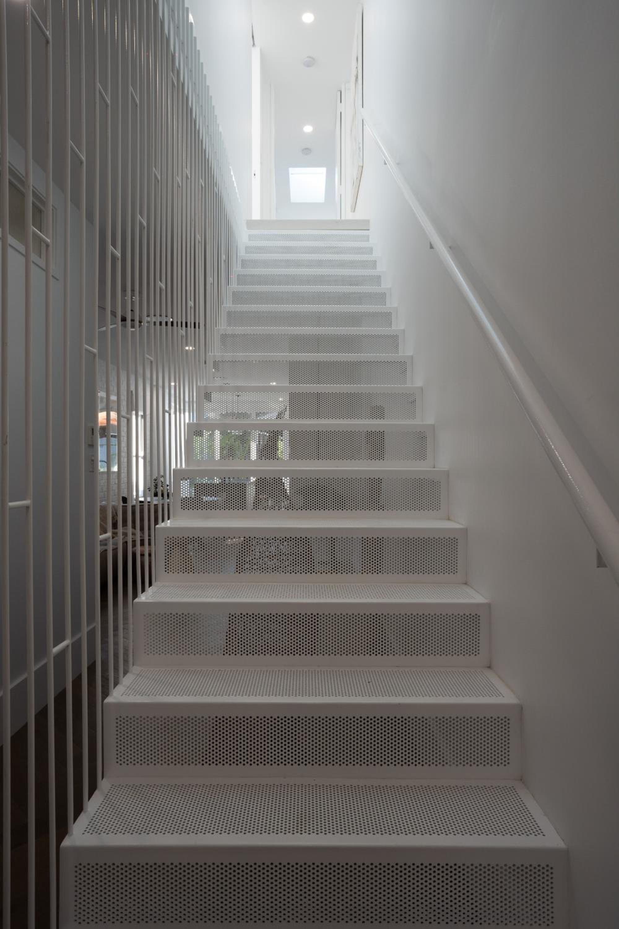 The Manly House - 100 steps from Manly Beach