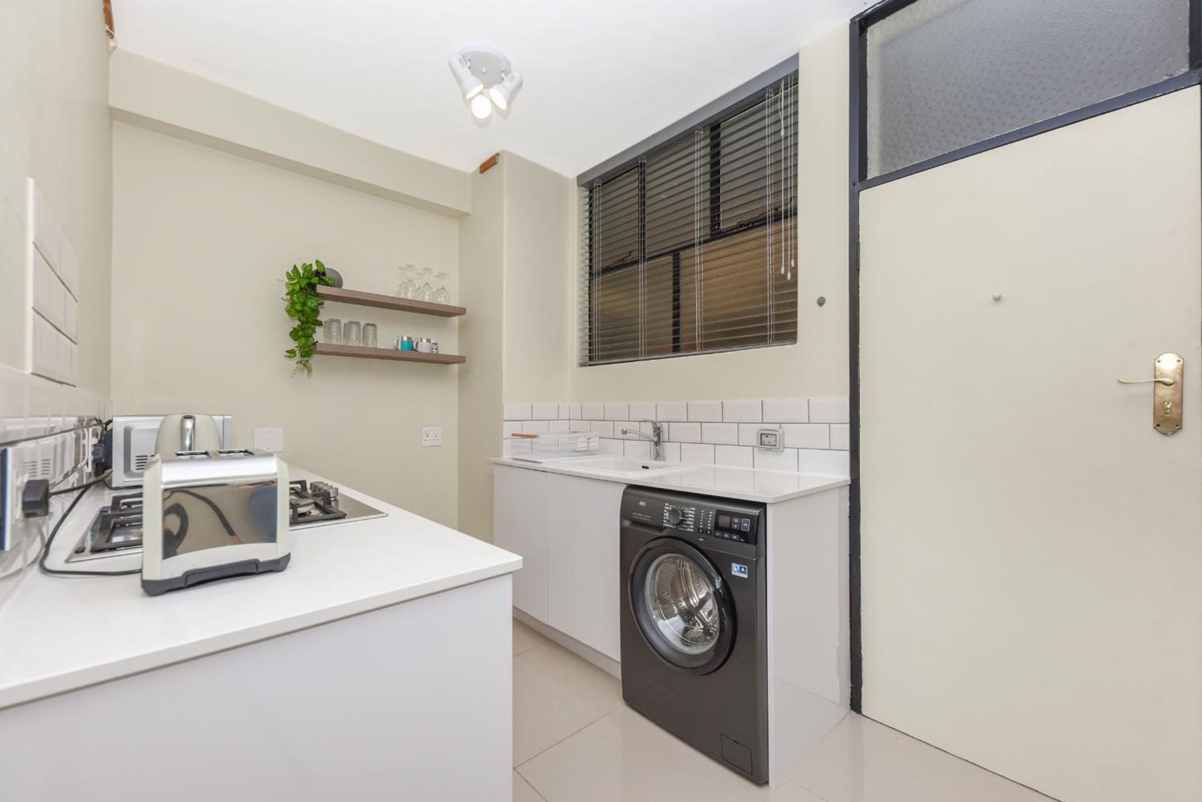 Illovo Mews 210