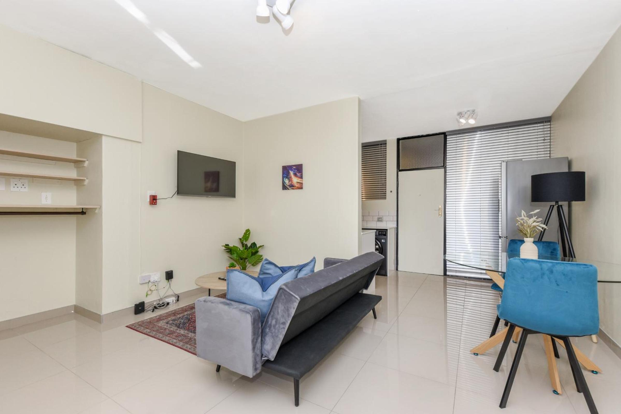 Illovo Mews 210