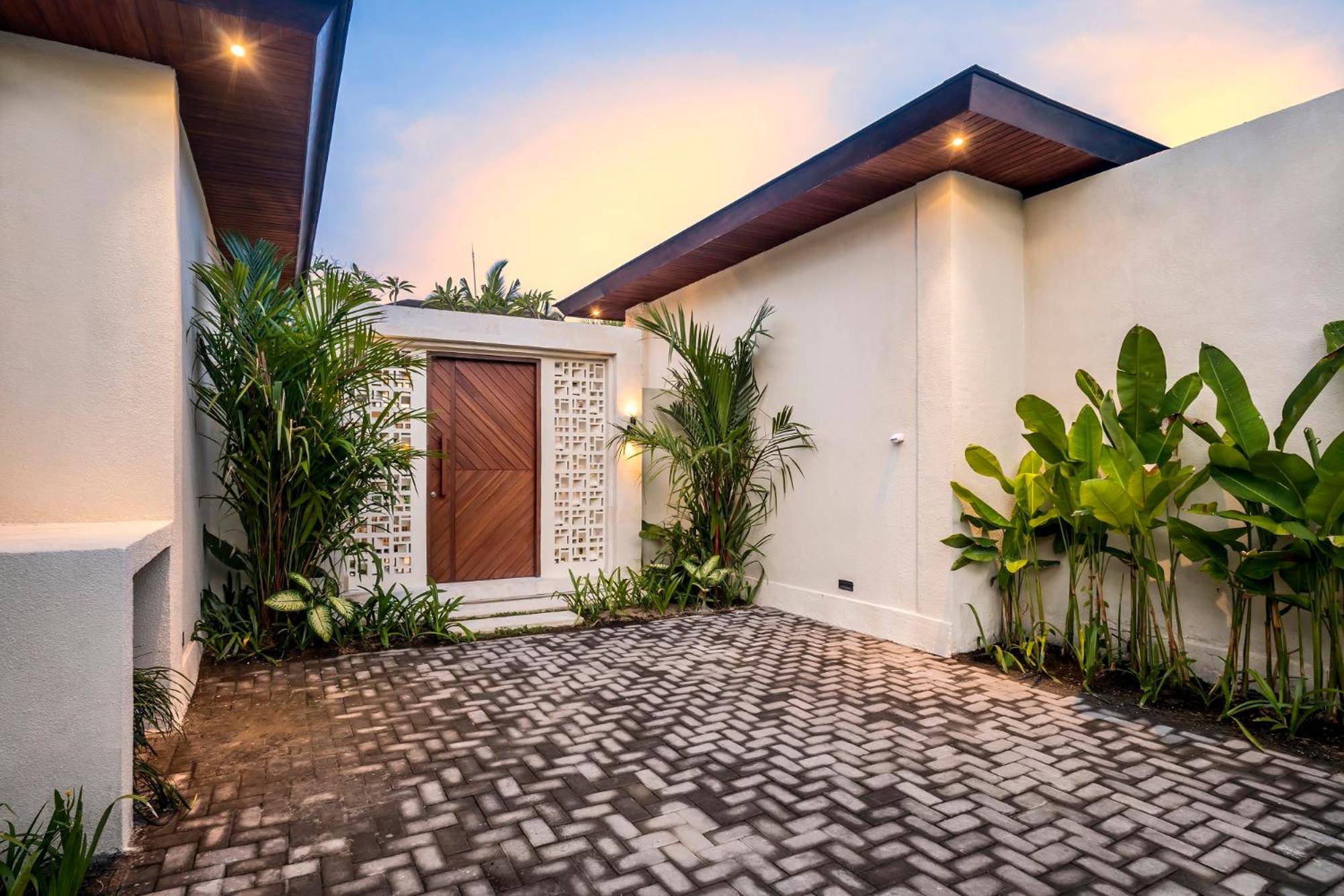Villa Sunrise by BaliSuperHost