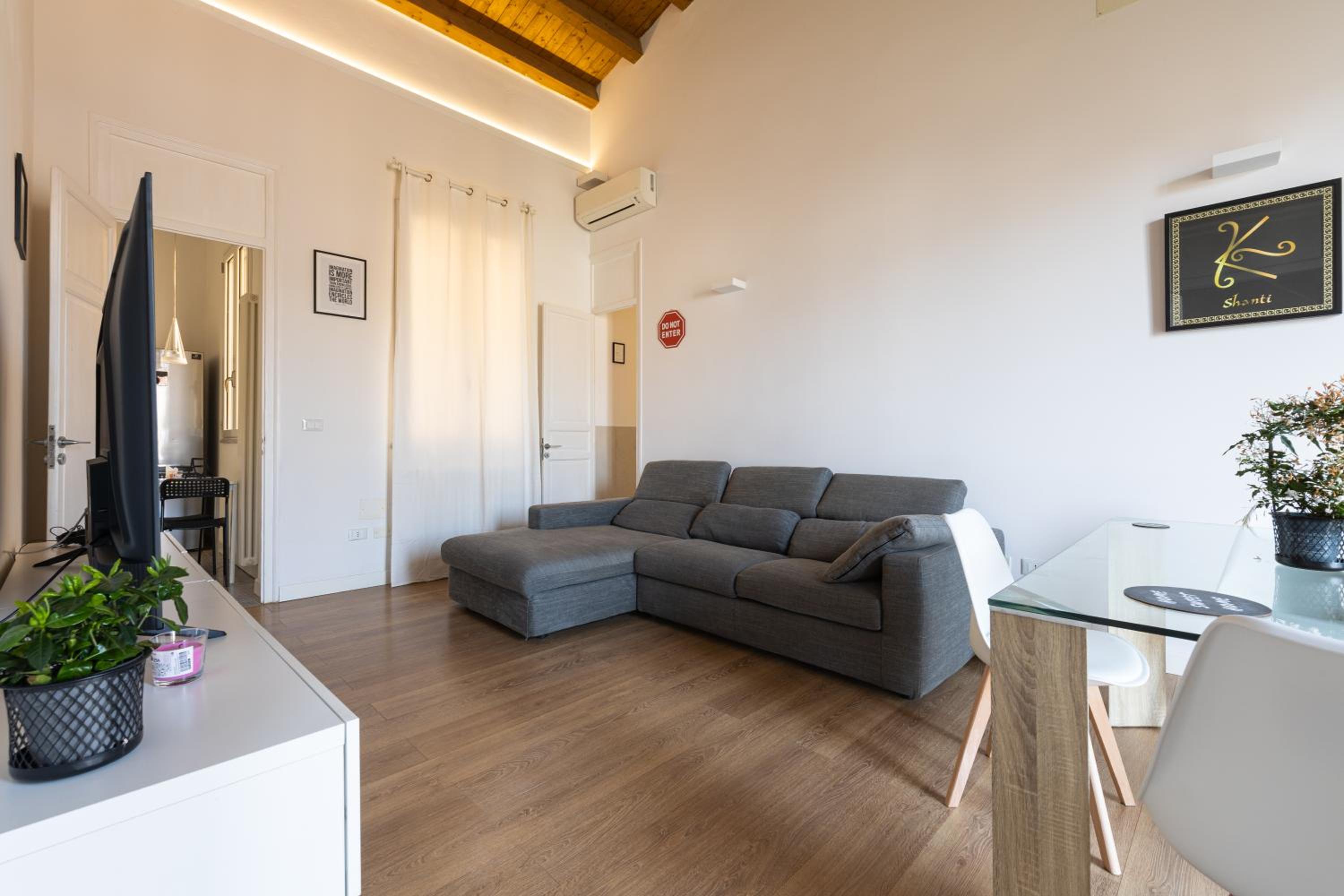 SHANTI HOLIDAY HOUSE