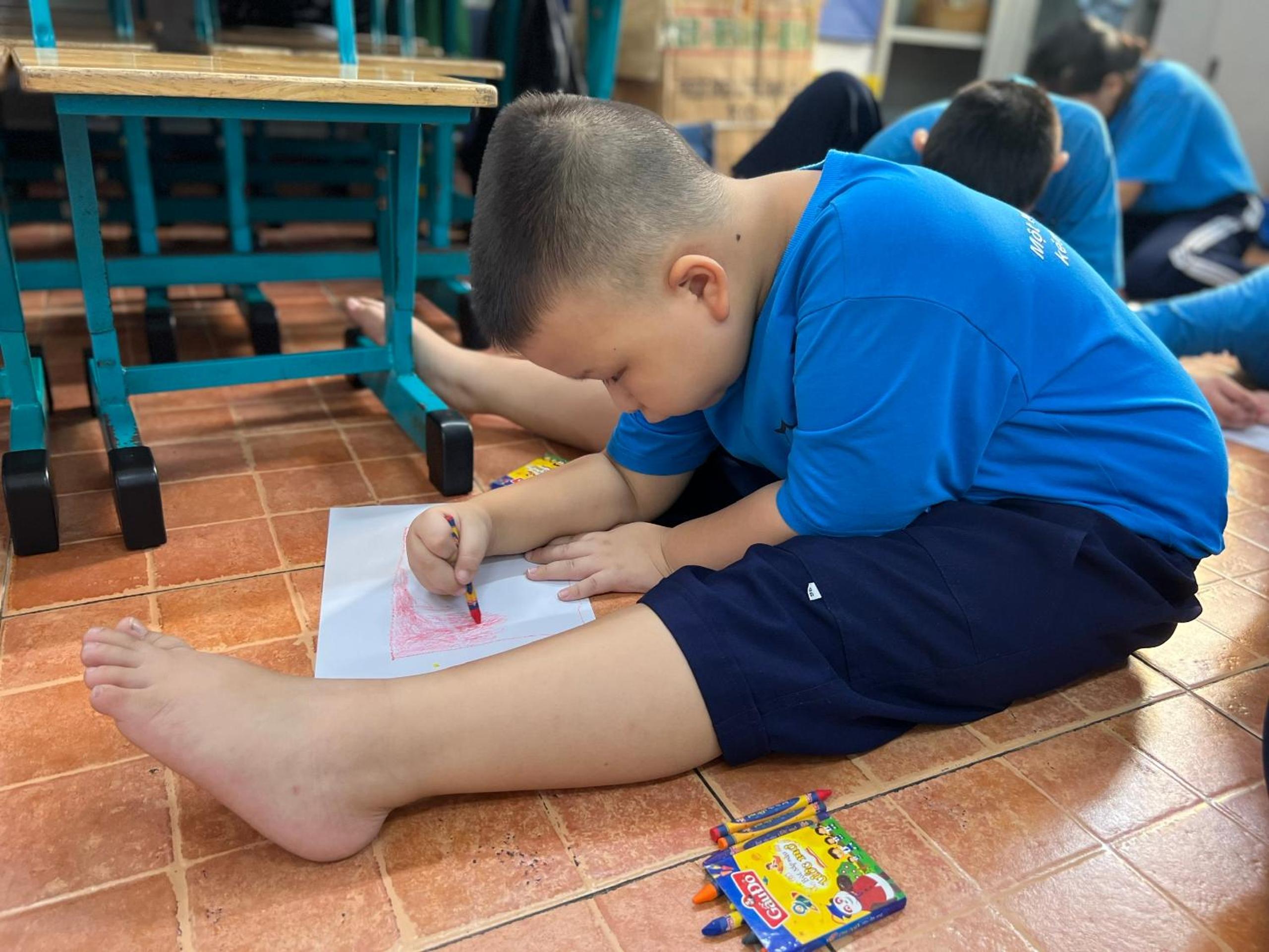 Nhà Khách Làng May Mắn - Village Chance