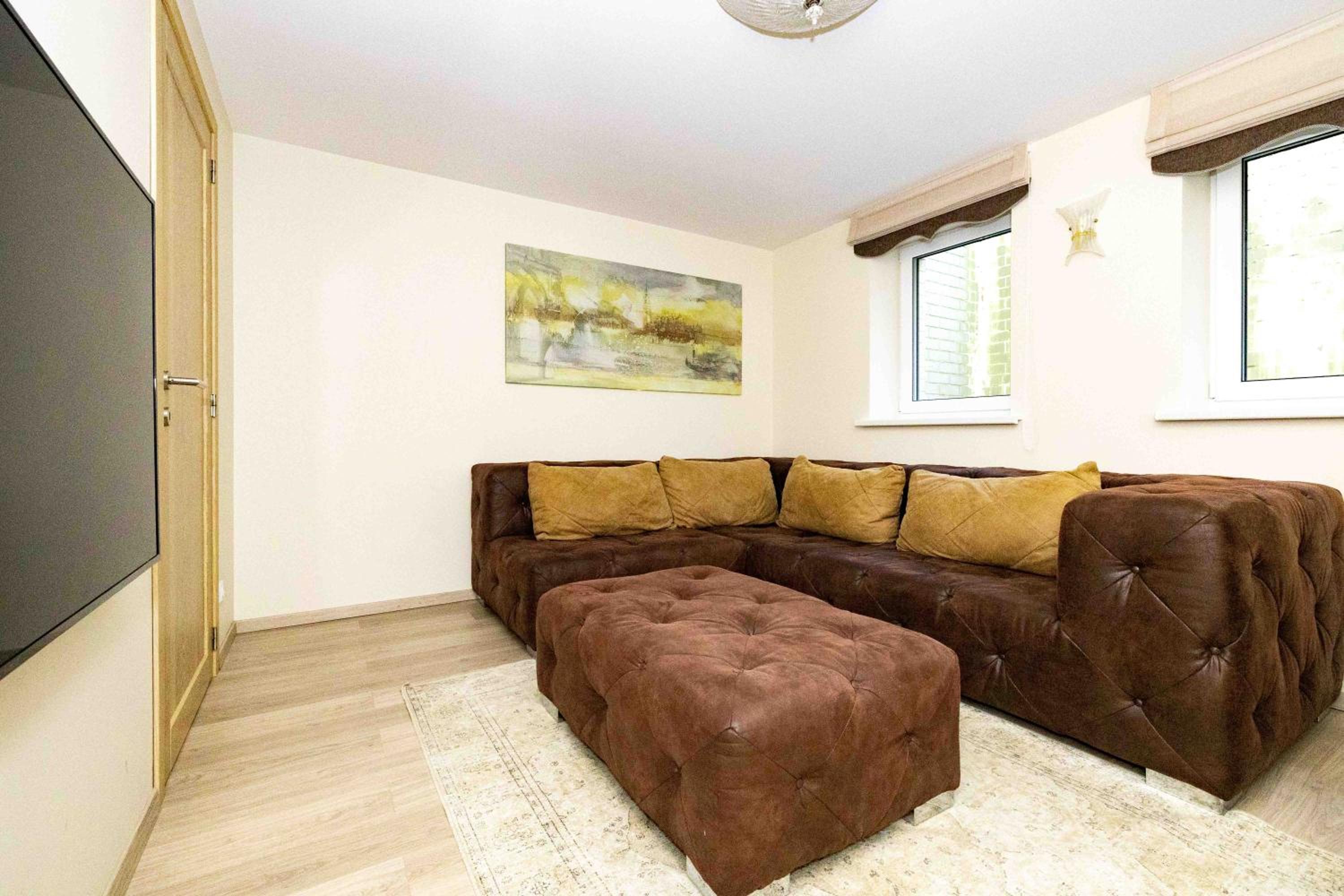 Vanagupe Apartment Lower Ground Floor, By Chost view 3