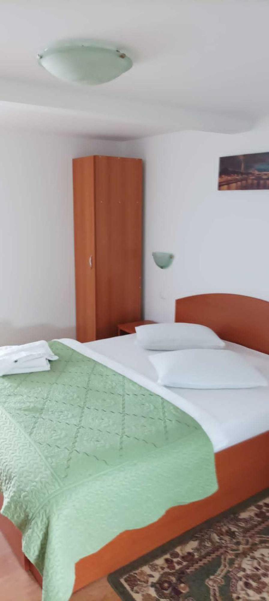 Casa din Deal Crisbomir - BRAN view 4