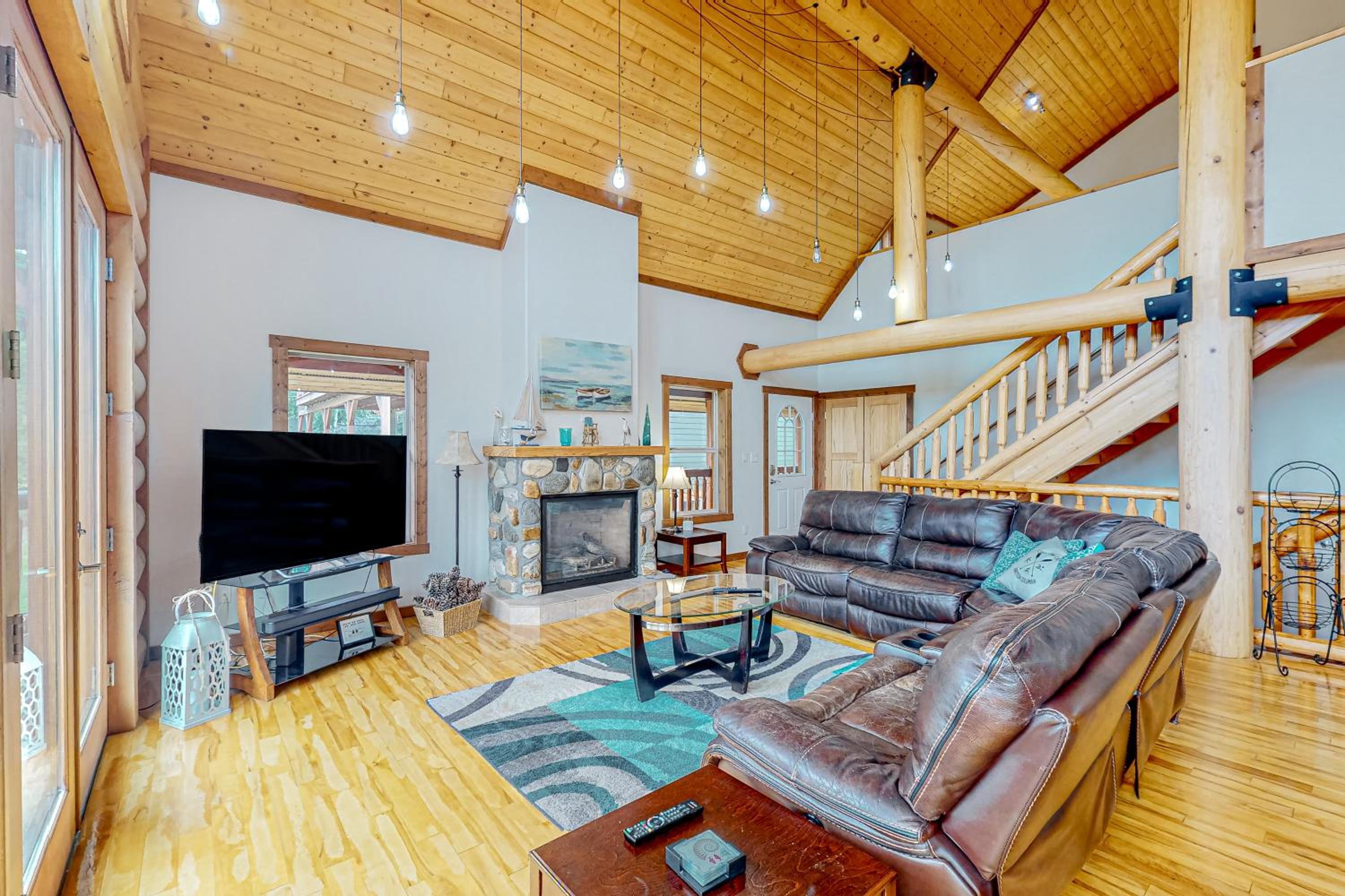 Lakeview Chalet