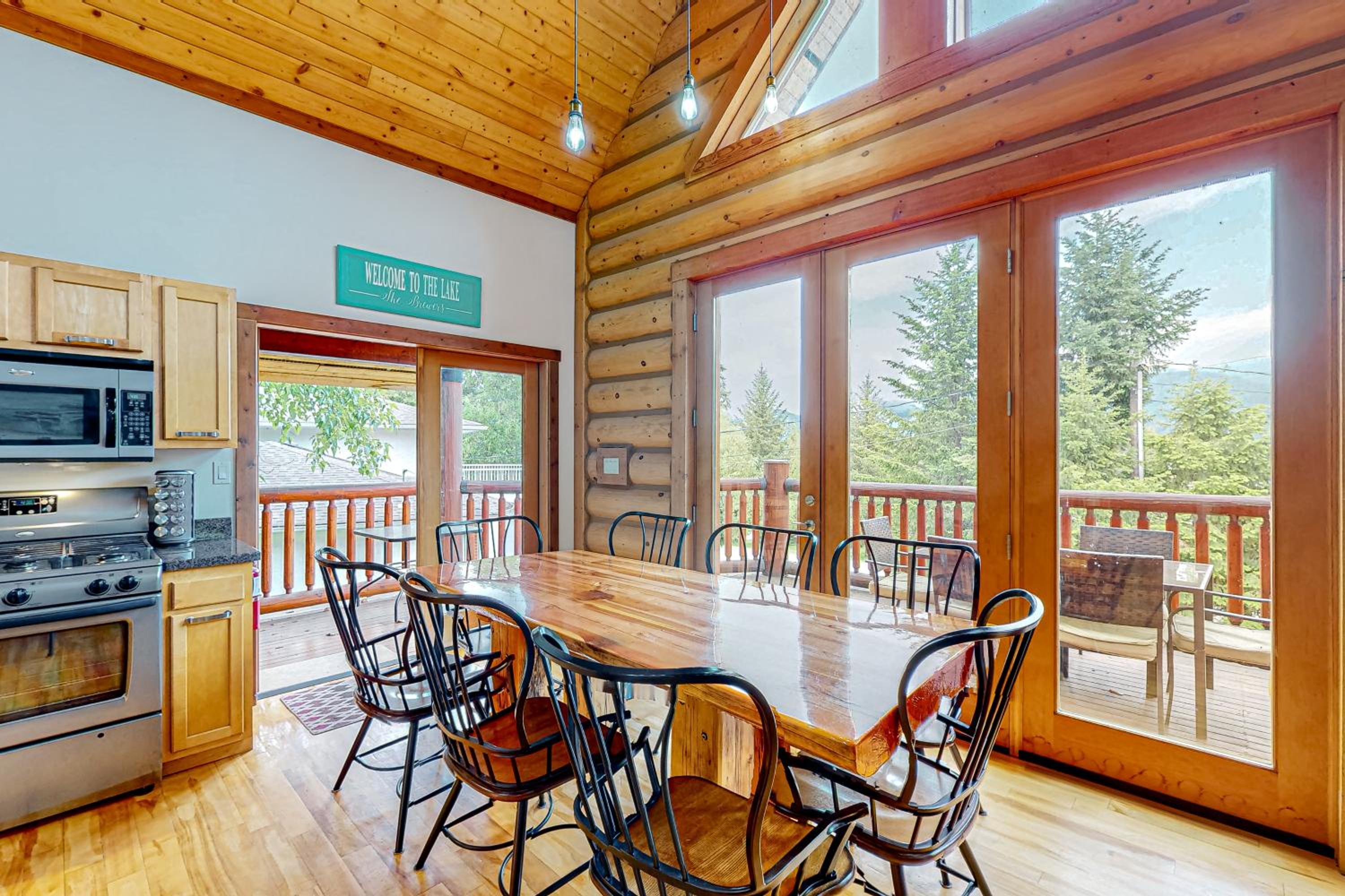 Lakeview Chalet