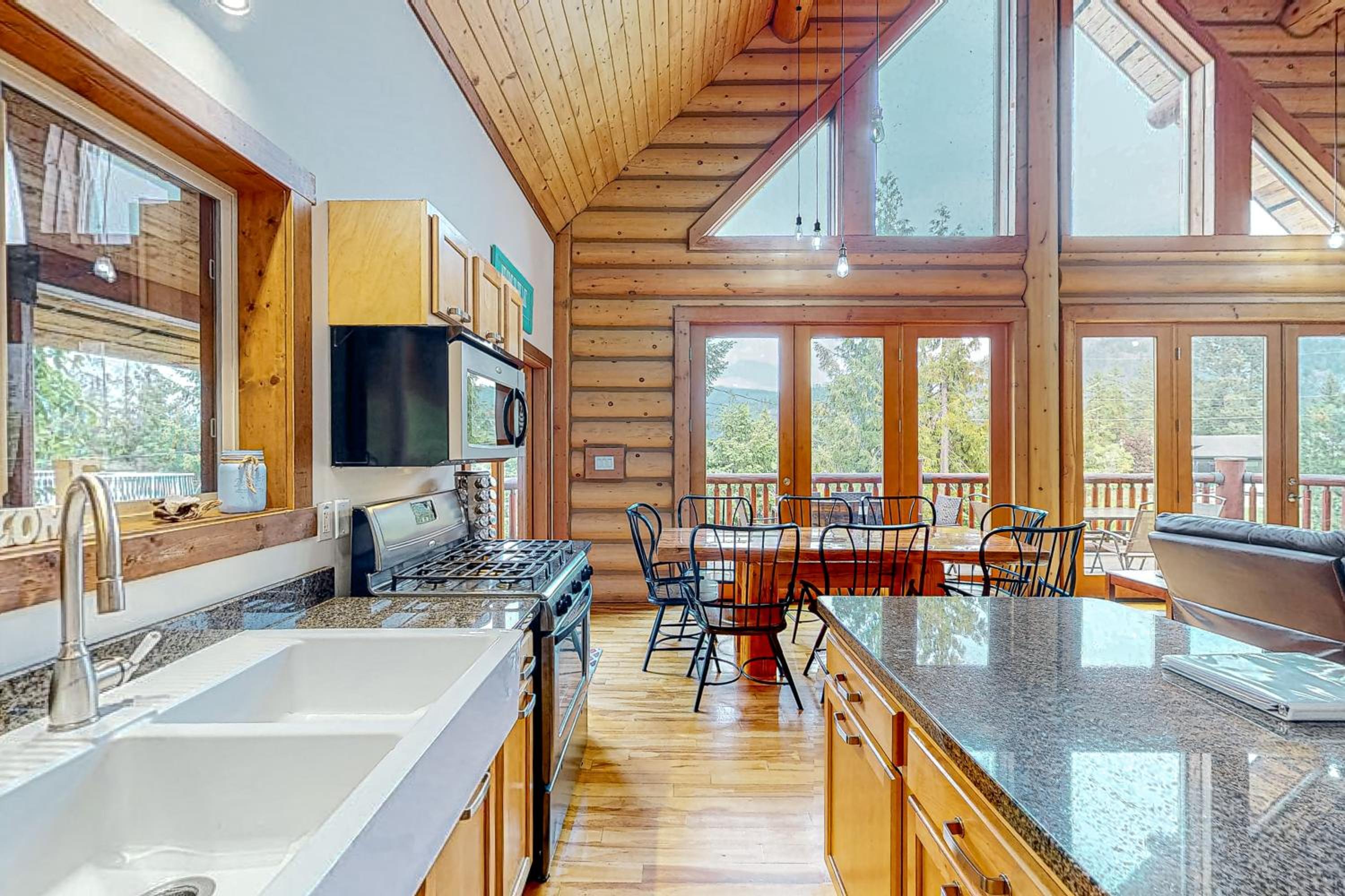 Lakeview Chalet