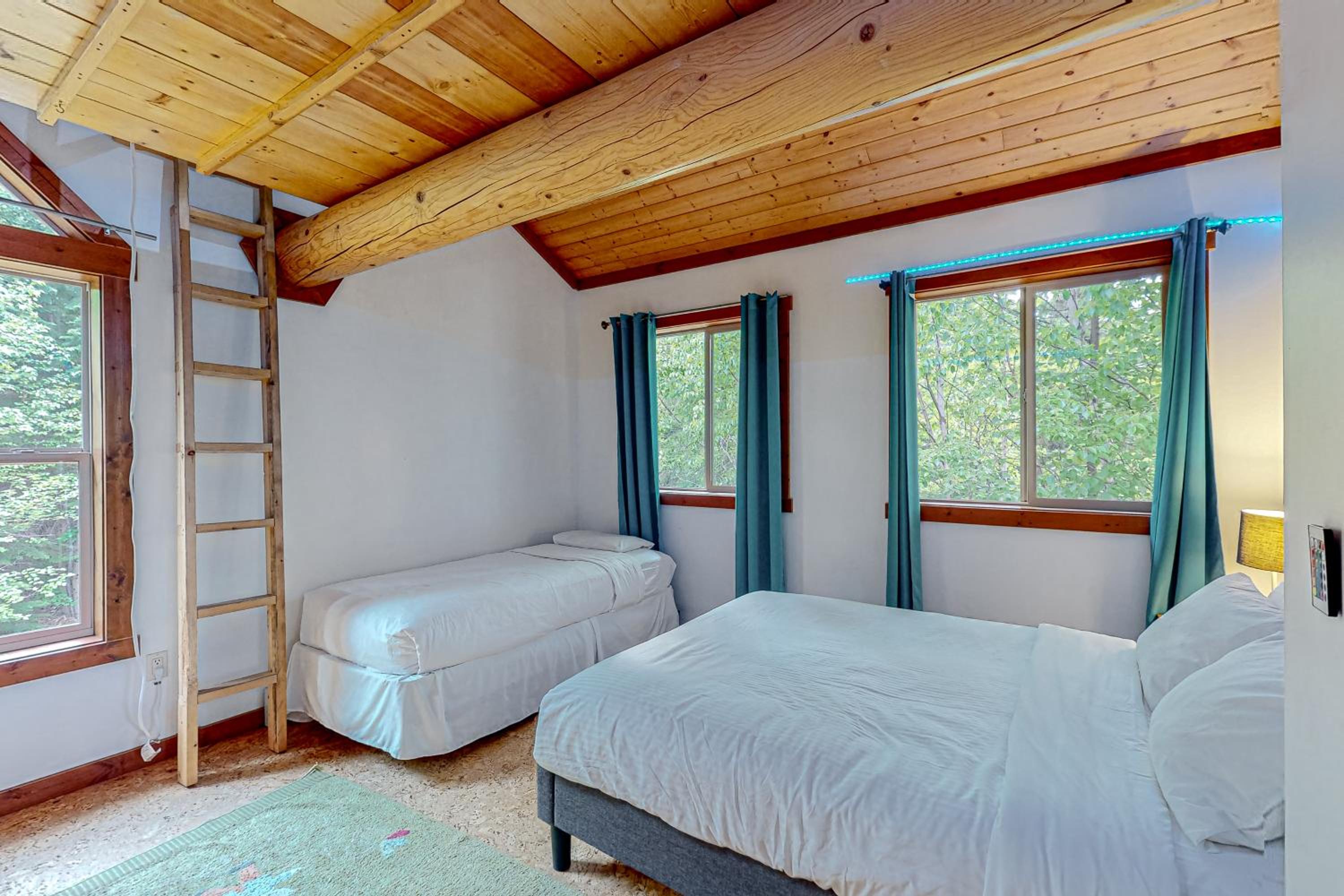 Lakeview Chalet